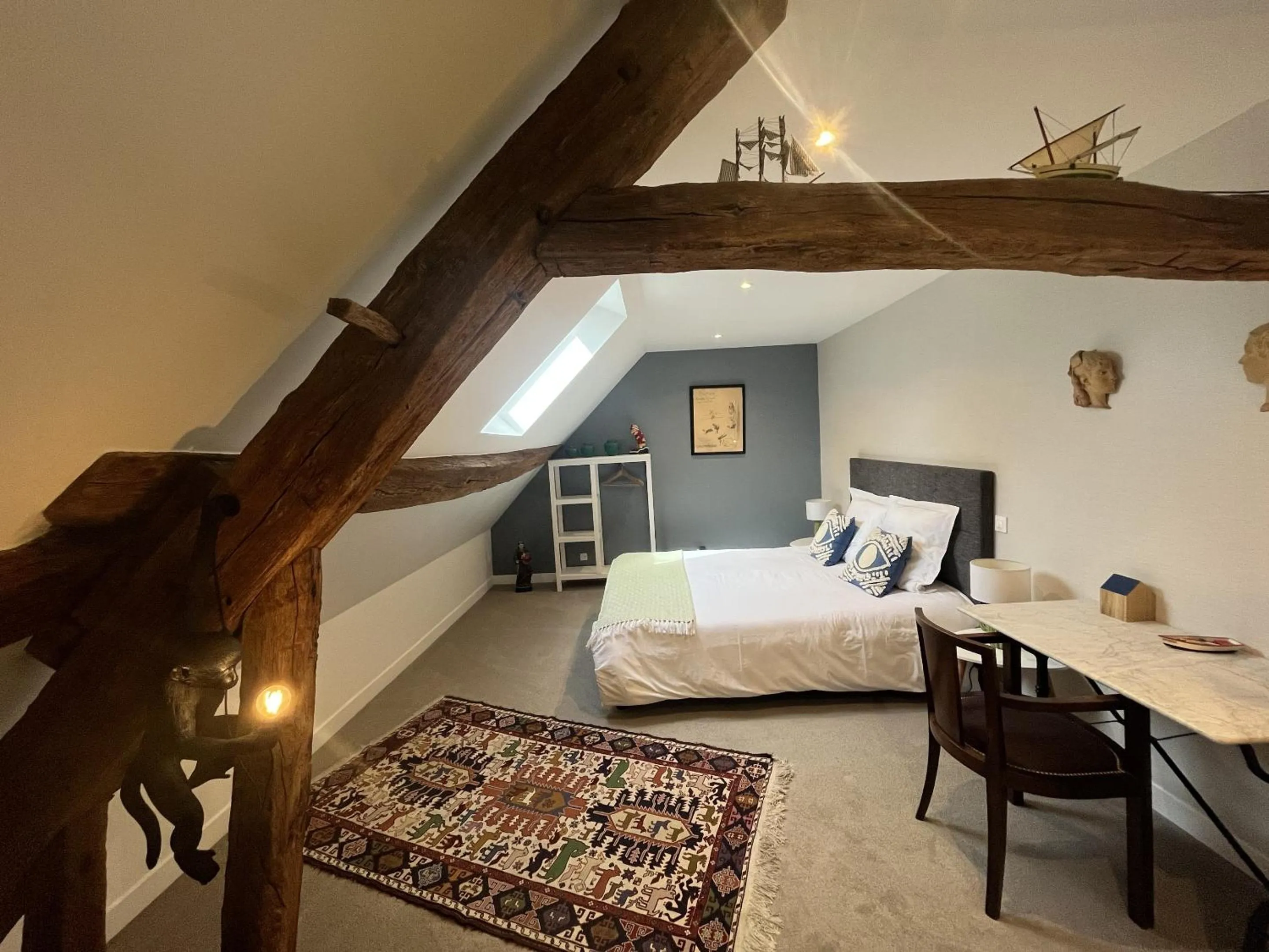Bedroom, Bed in Le Clos des Châteaux