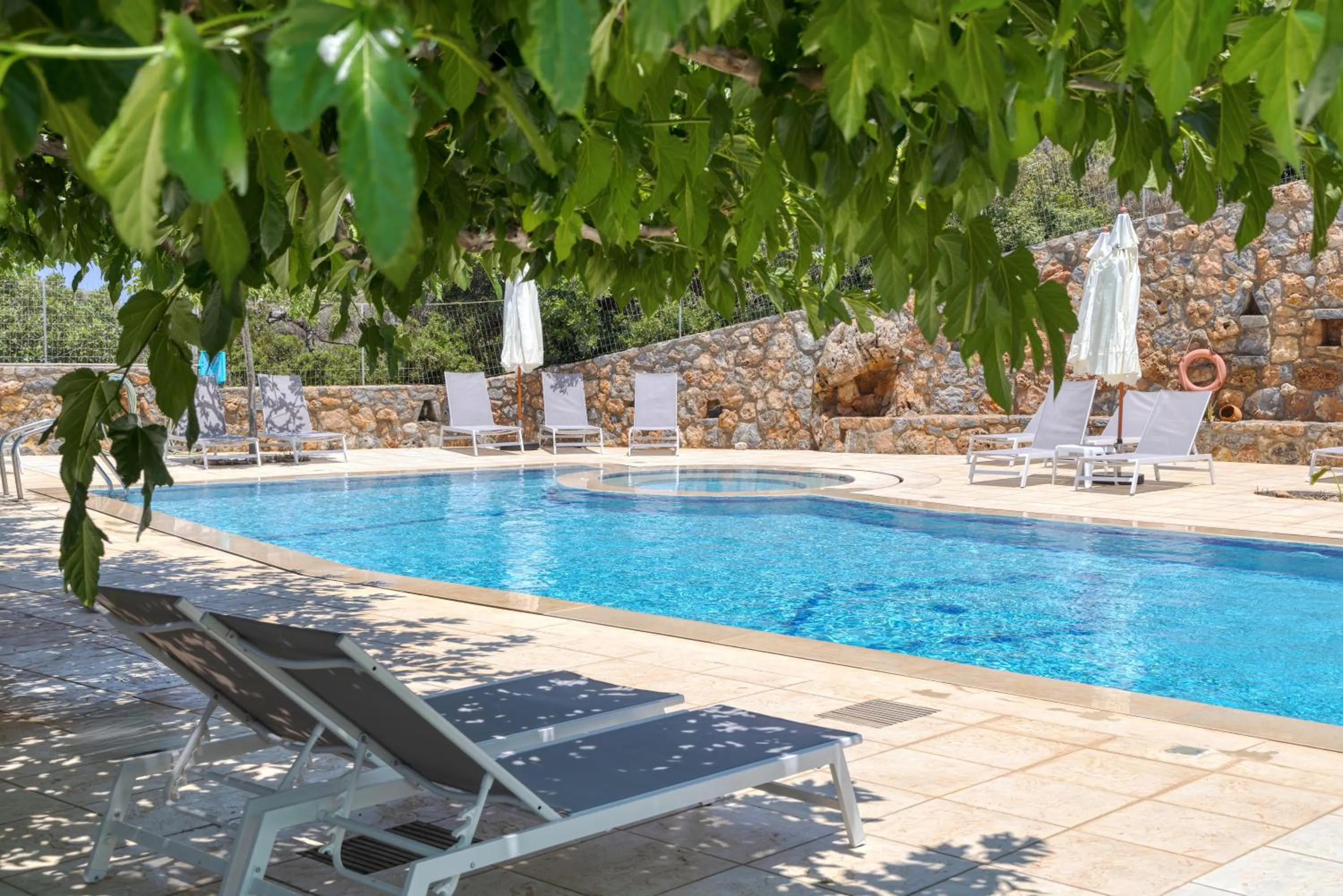 Day in Sunny Hill by Estia ex Mary Sofi