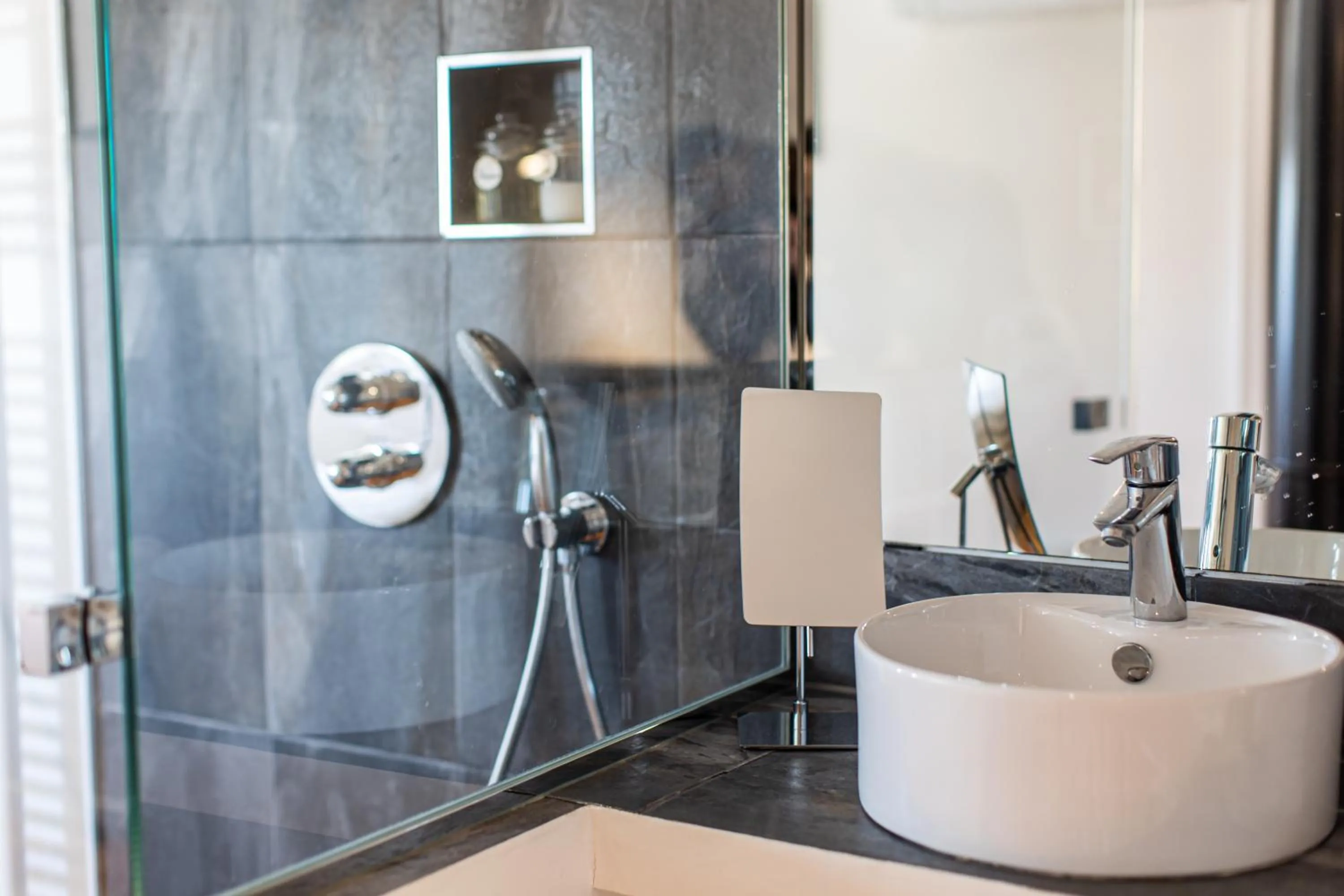 Bathroom in Le Barretian