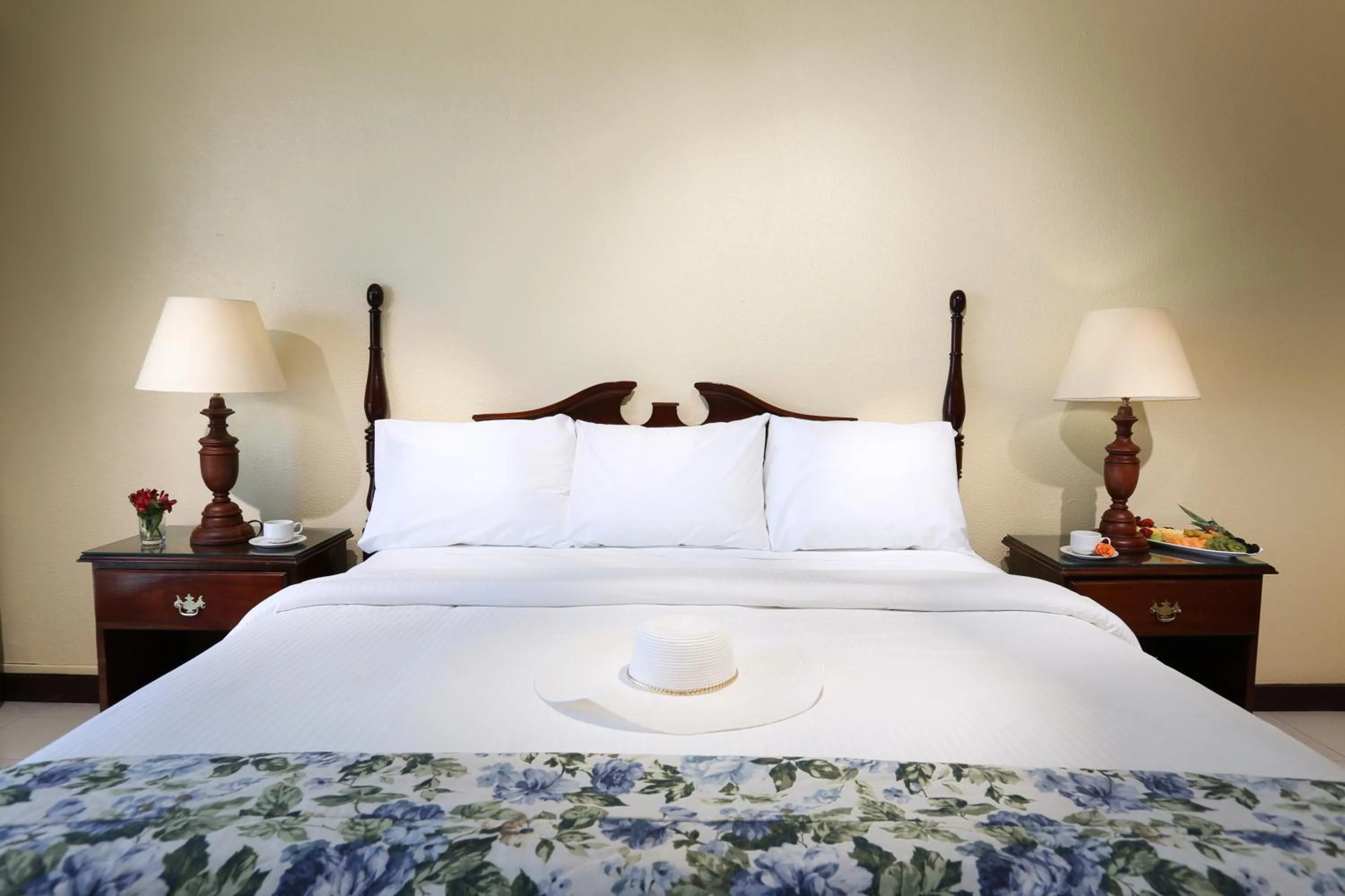 Bed in Breezes Resort & Spa All Inclusive, Bahamas