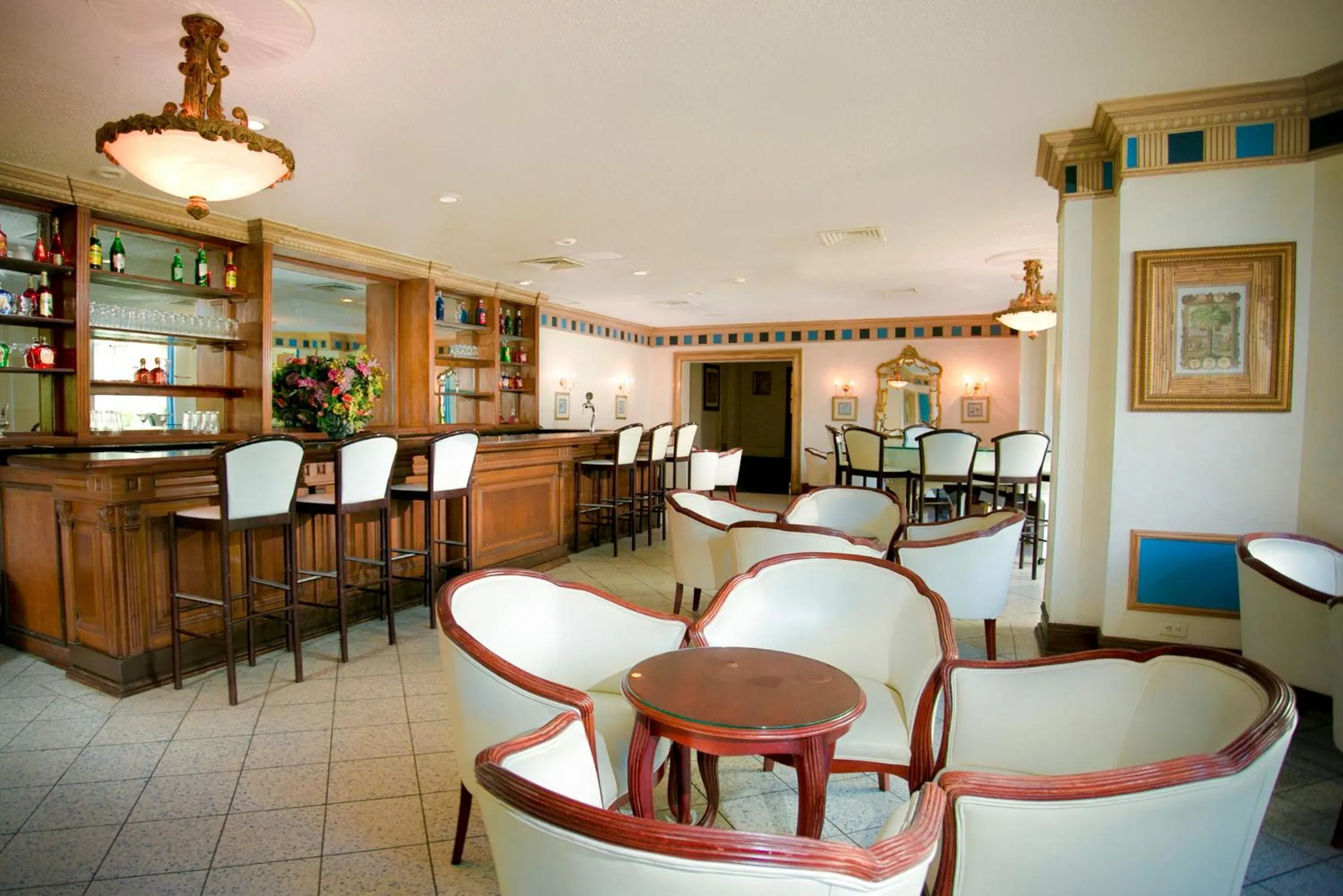Lounge or bar in Breezes Resort & Spa All Inclusive, Bahamas