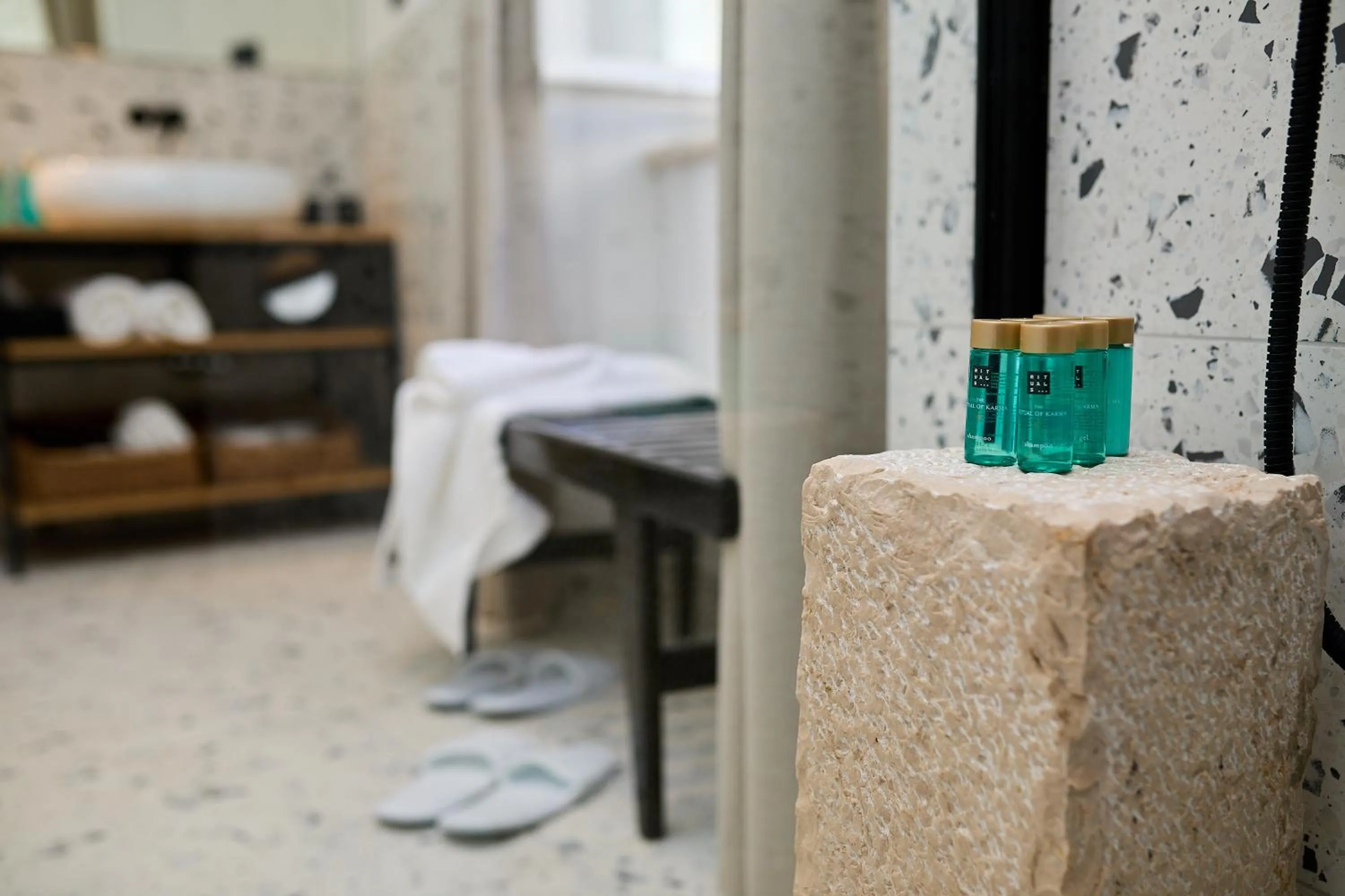 Shower in Bota Palace