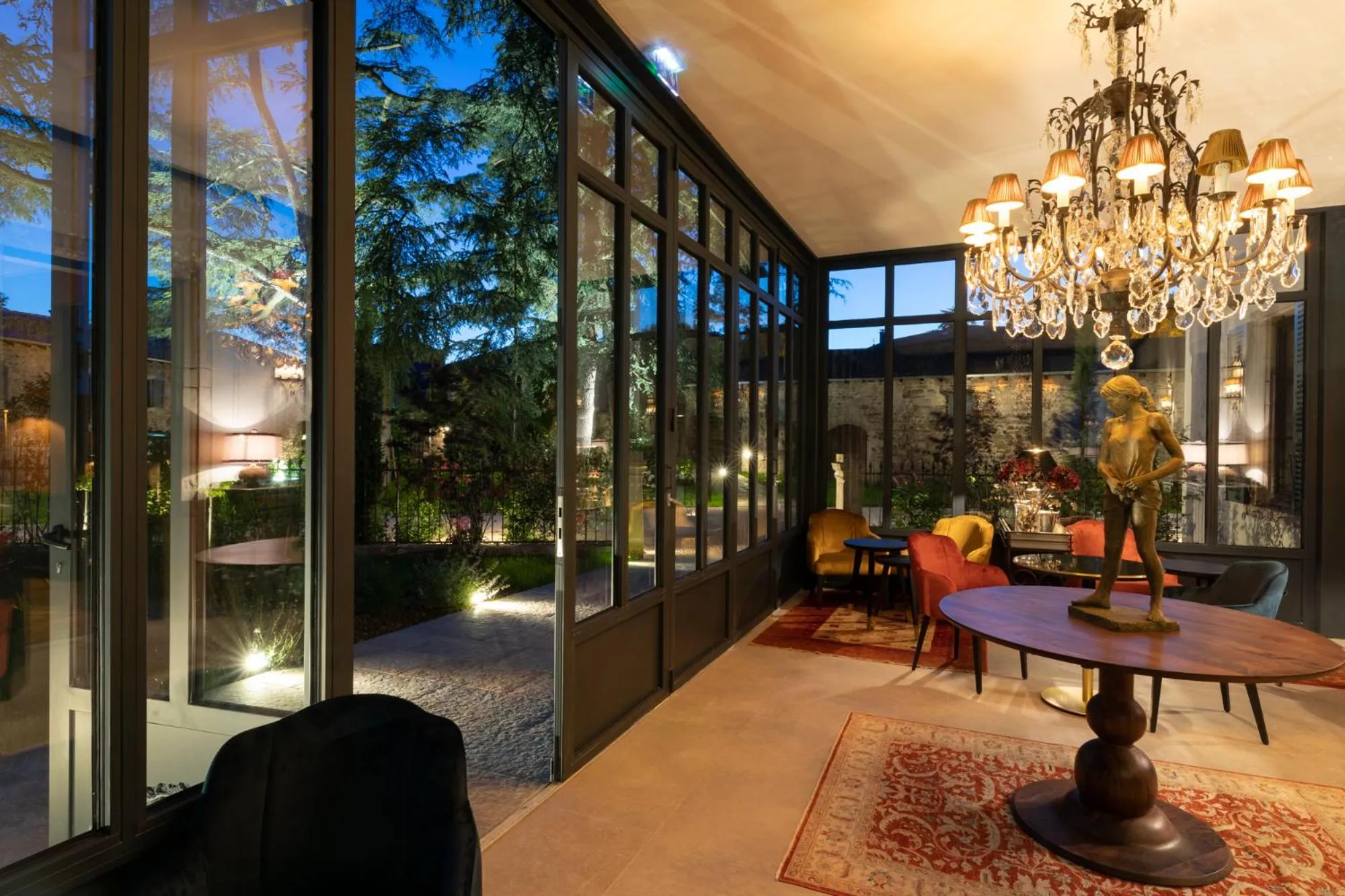 Patio in Hôtel Villa Alexandre