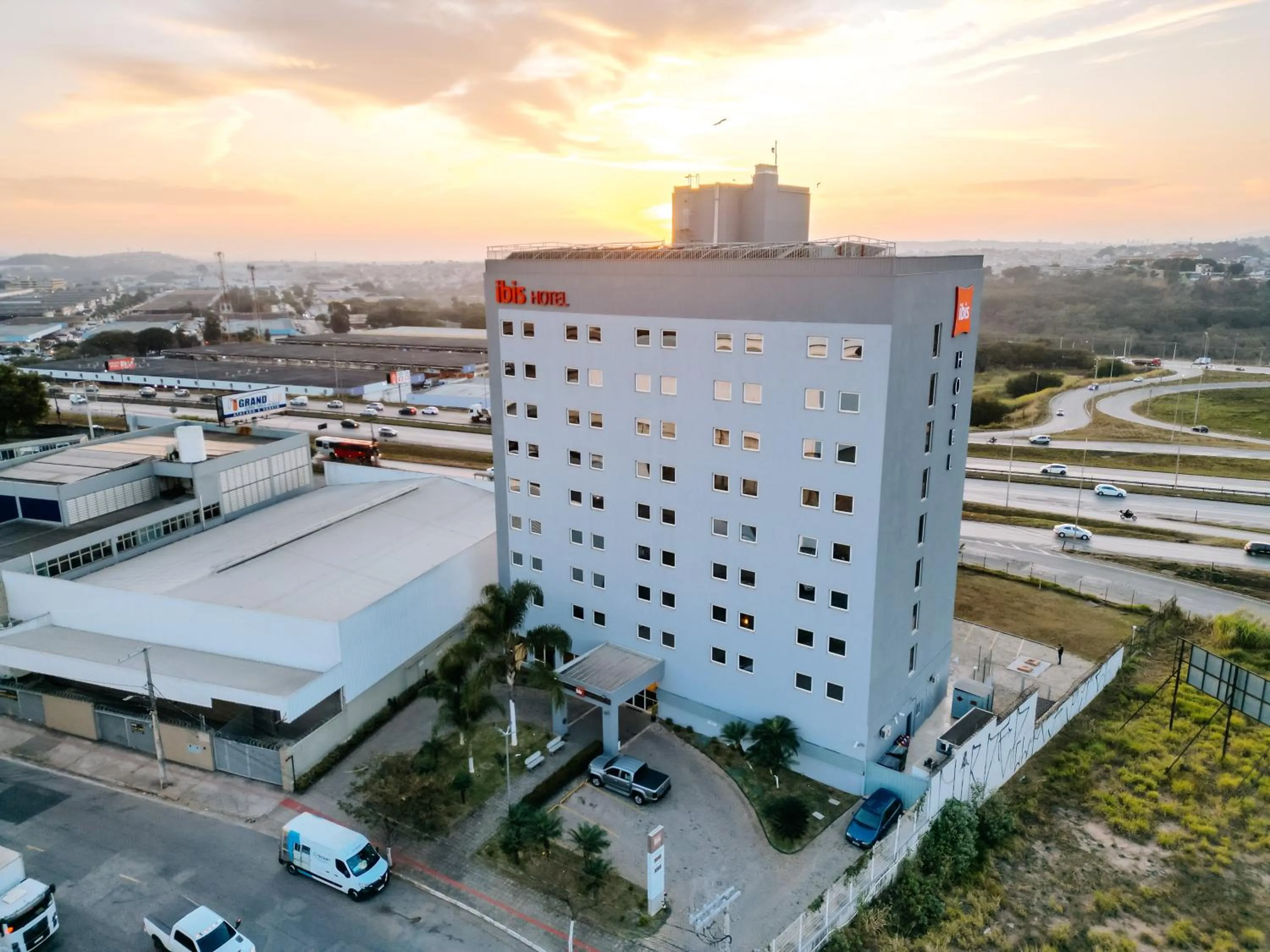 Property building in ibis Contagem Ceasa