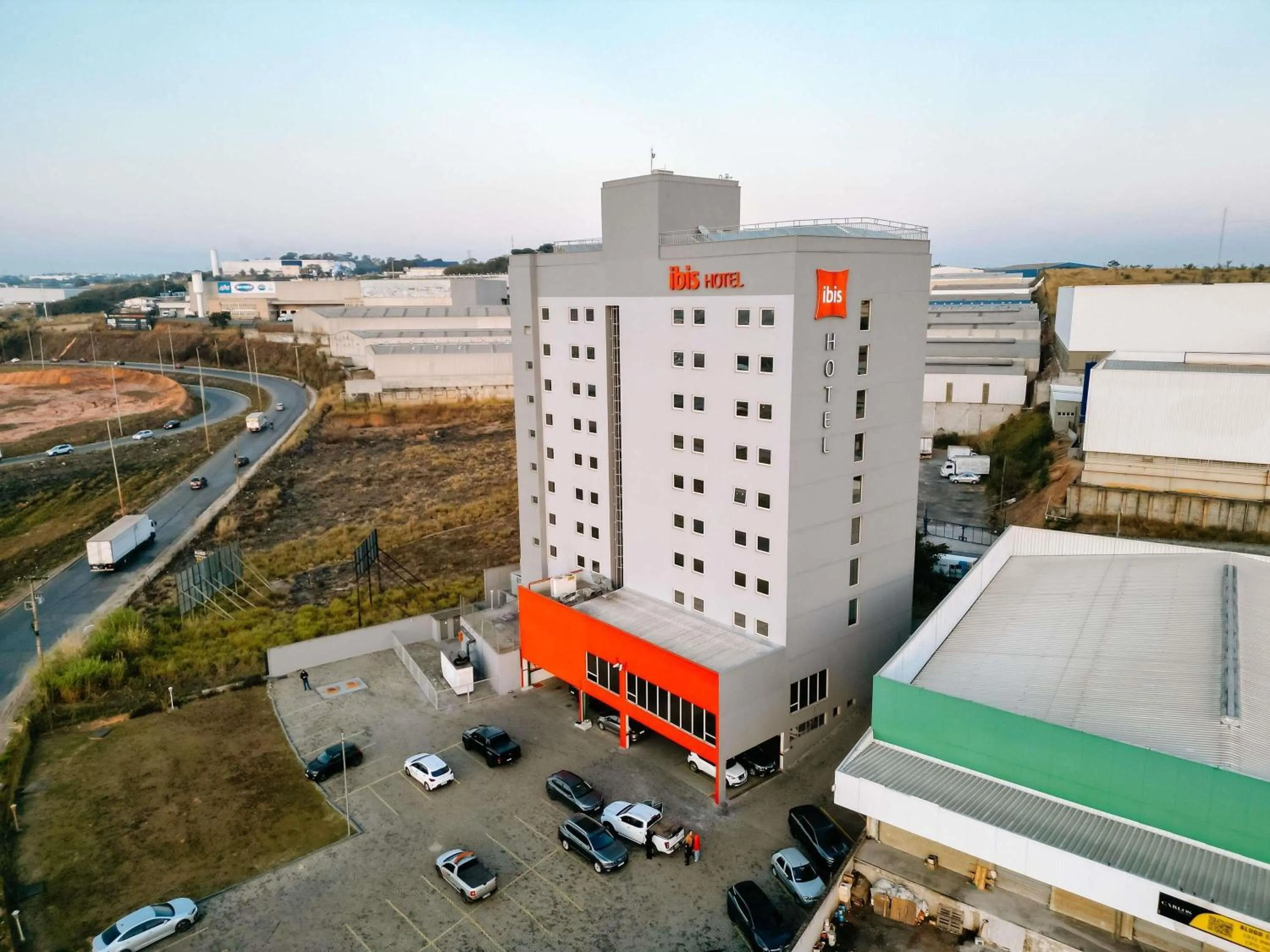 Property building in ibis Contagem Ceasa