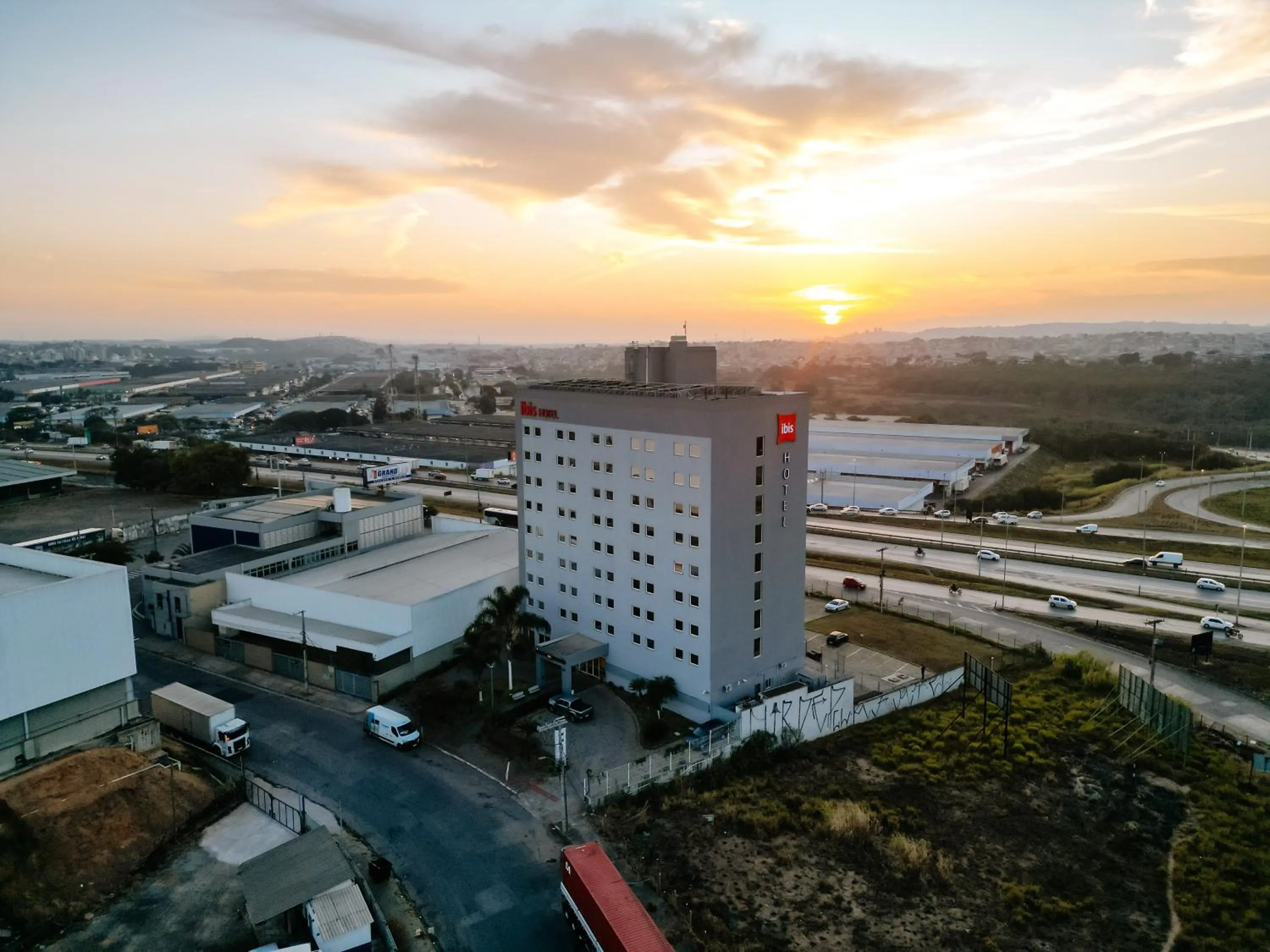 Property building in ibis Contagem Ceasa