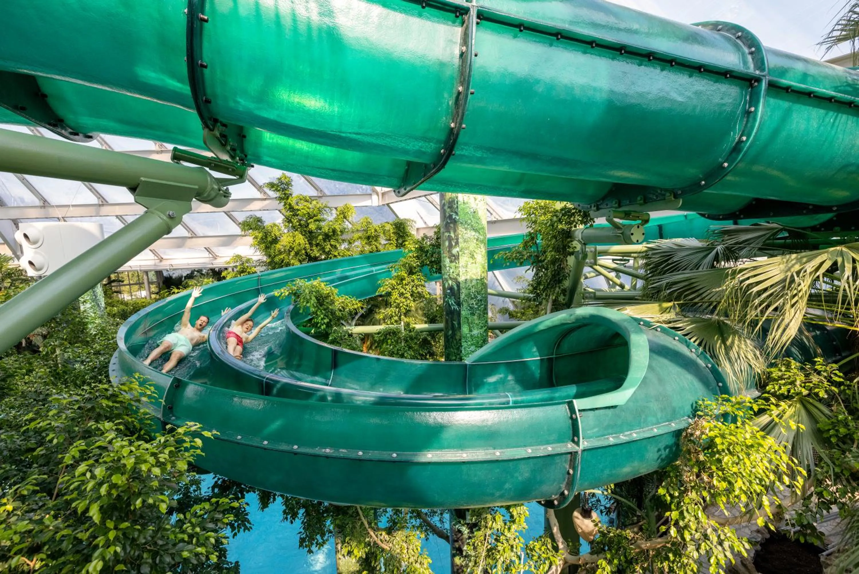 Swimming pool in Hotel Het Heijderbos by Center Parcs
