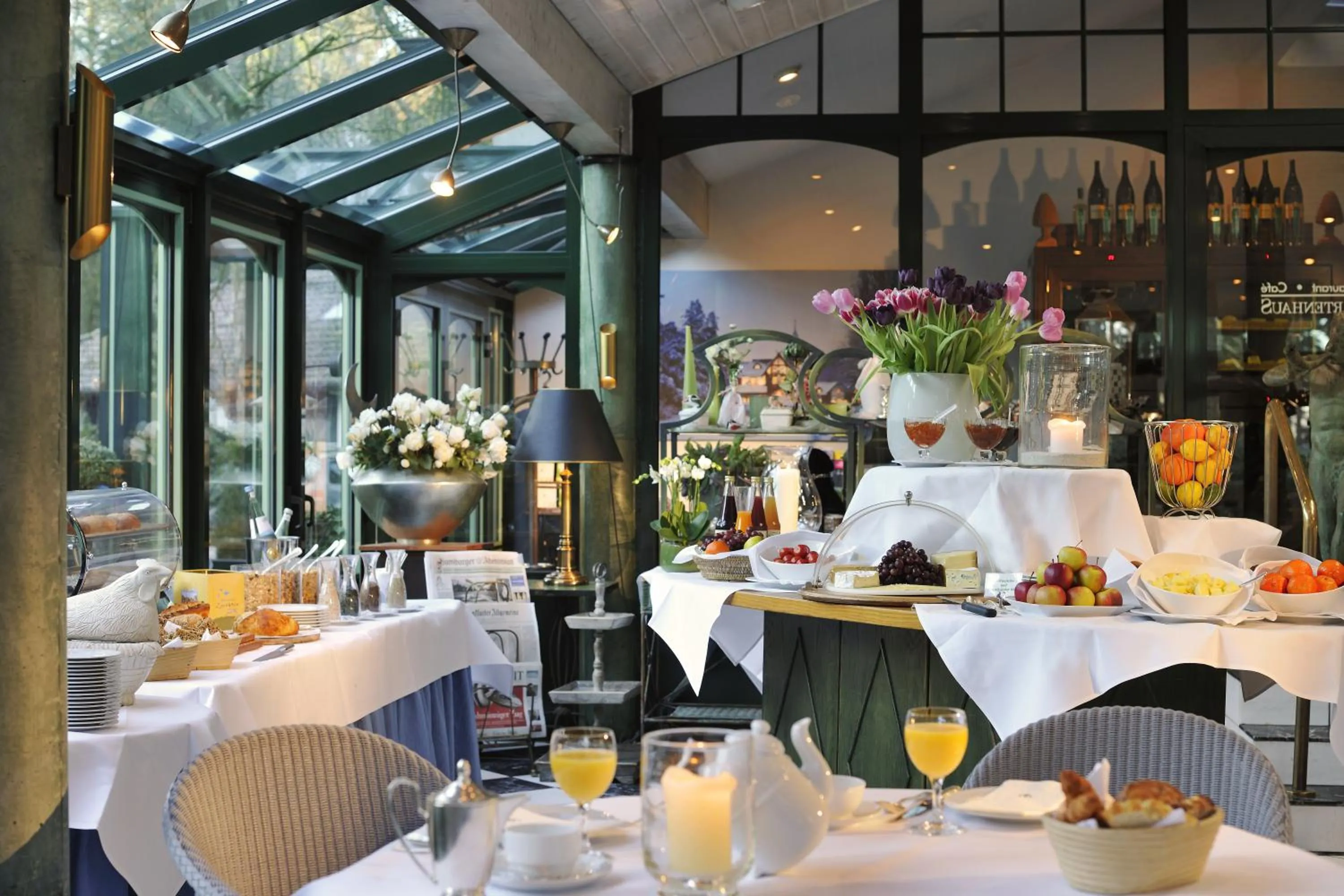 Restaurant/places to eat in Romantik Hotel Jagdhaus Waldfrieden