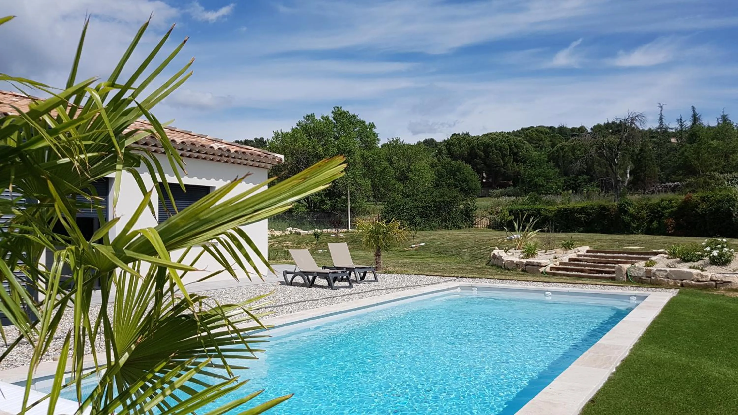 Pool view in L’Abrico’thym