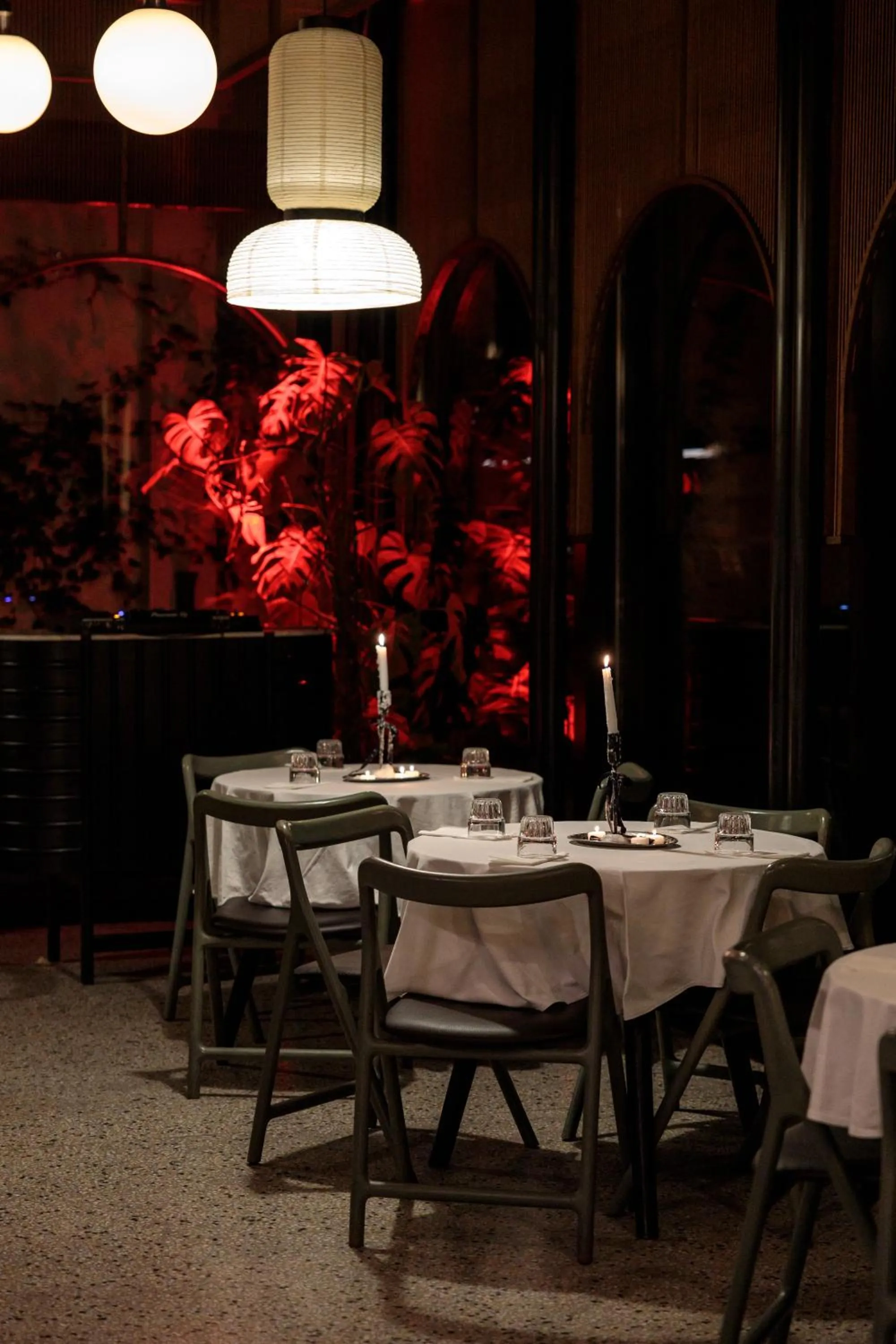 Restaurant/places to eat in Pavilion Boutique Hotel