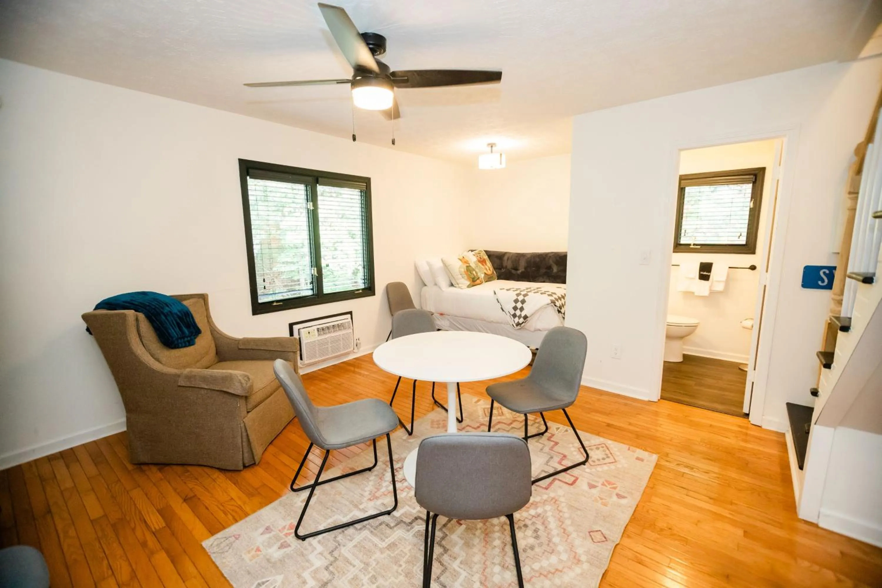 Bed in Sylvan Valley Lodge and Cellars