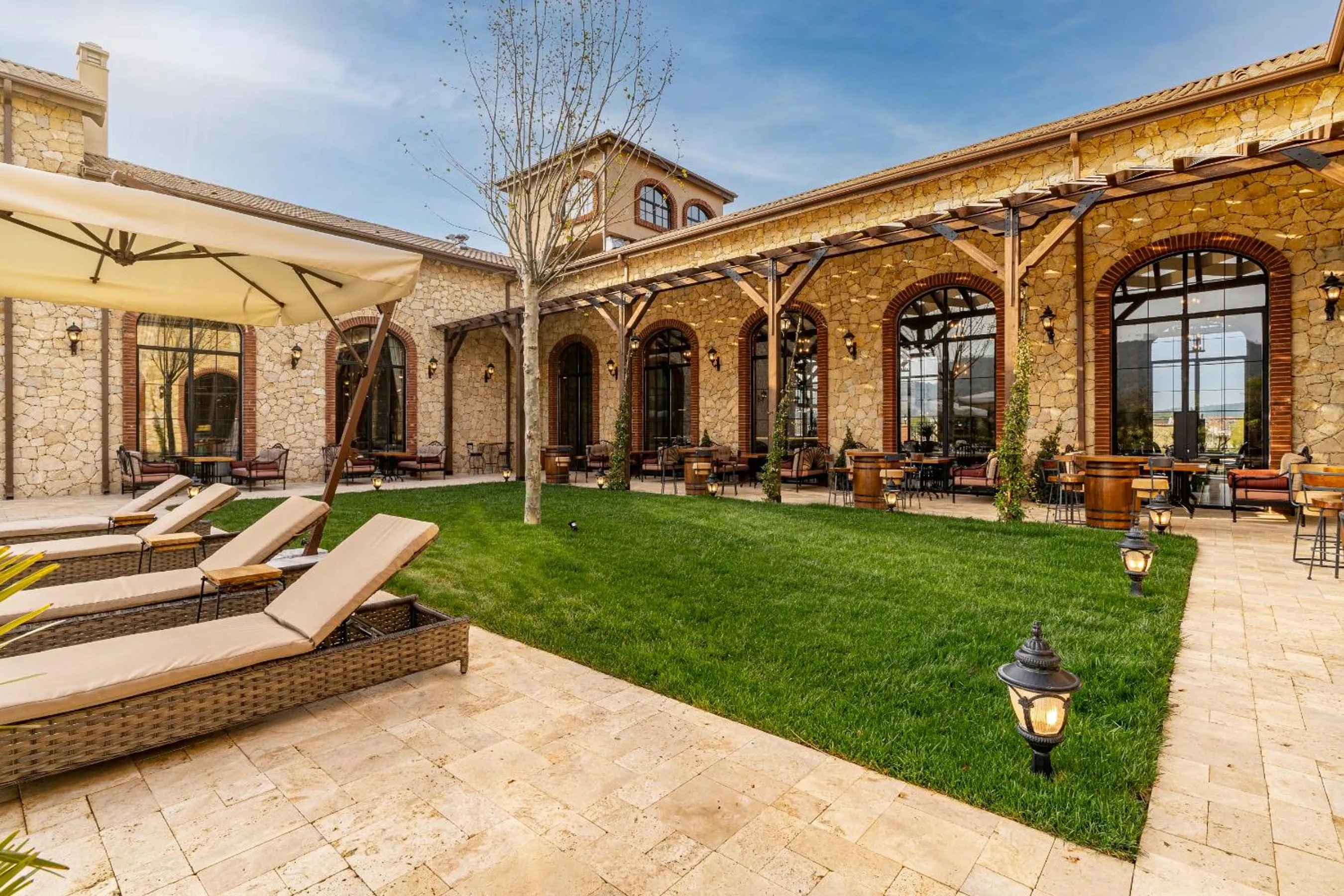 Restaurant/places to eat in Bengodi Boutique Hotel