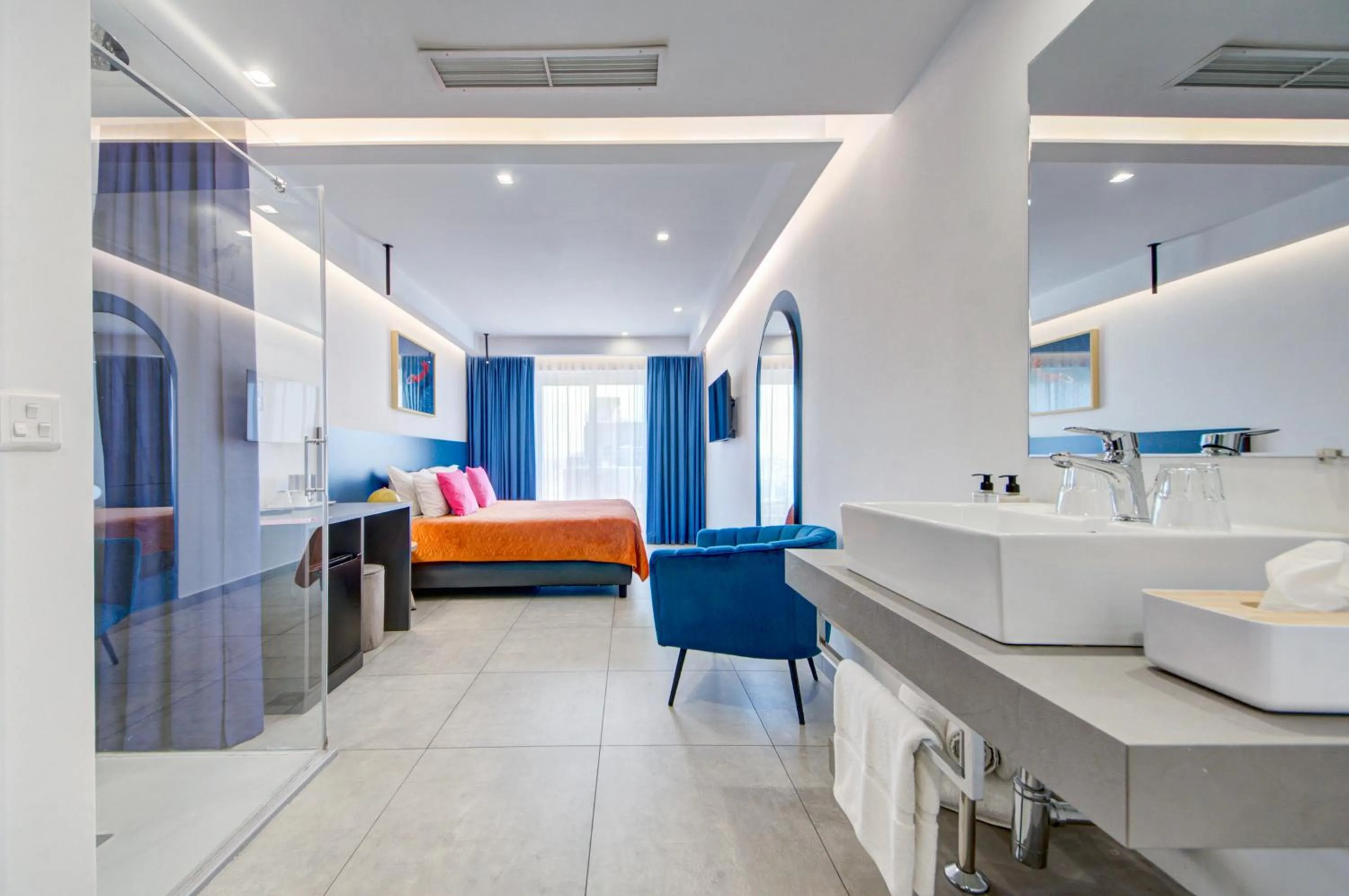 Bed in Flamingo Hotel Malta