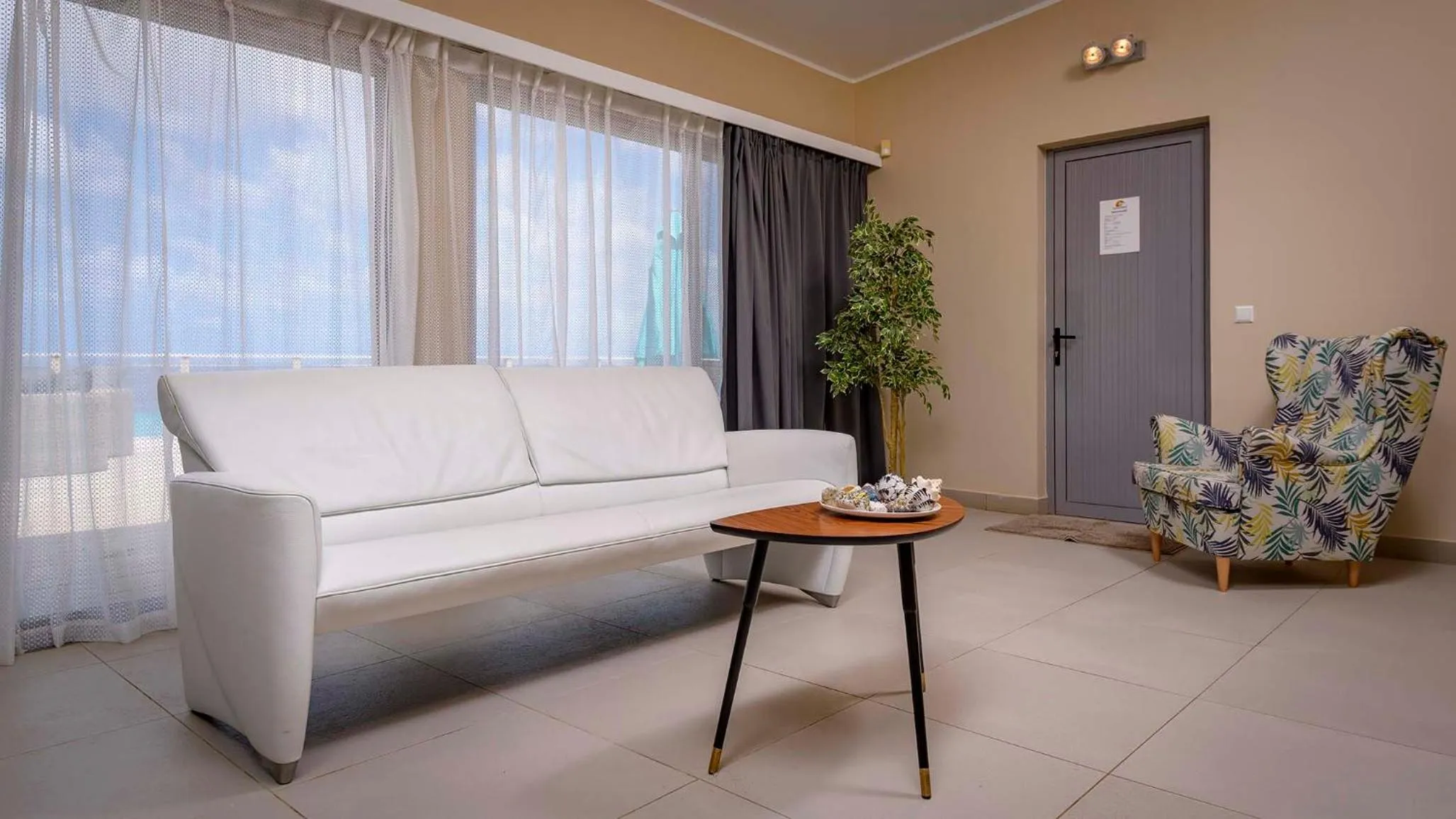 Living room, Seating Area in Thebonairian