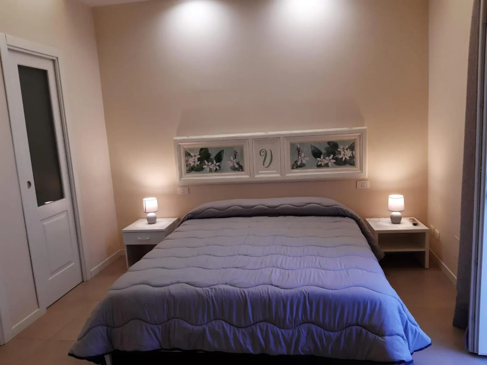 Photo of the whole room, Bed in San Domenico Casa Vacanze