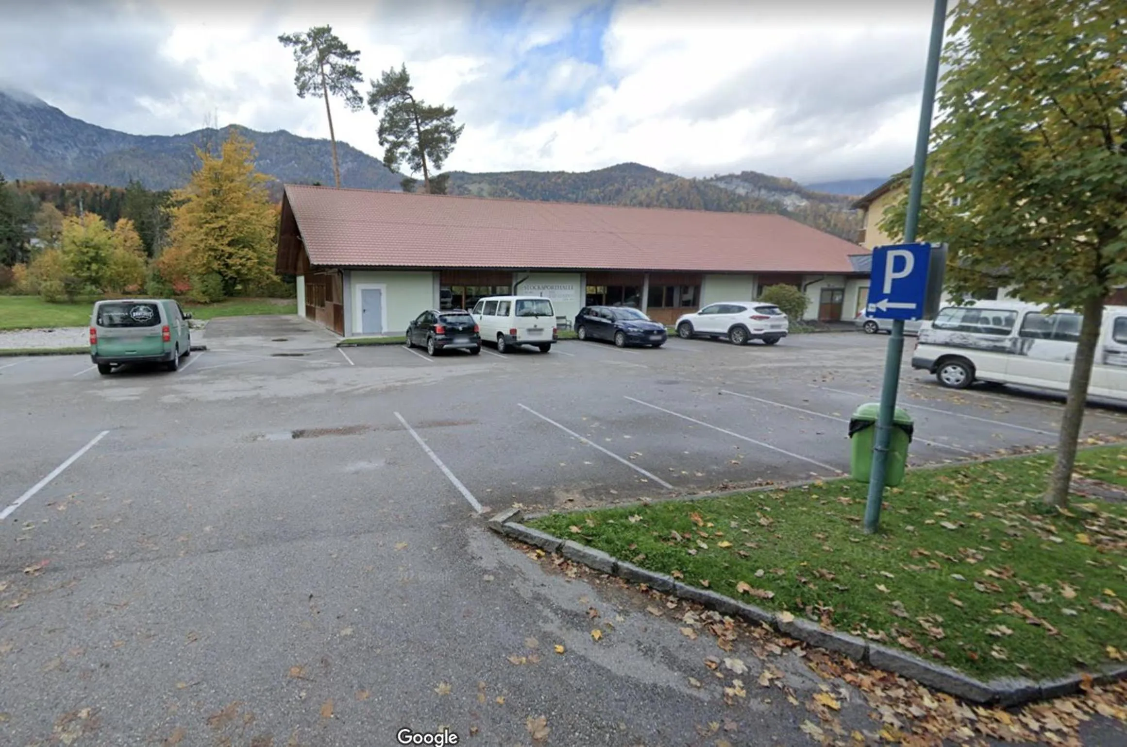 Parking in Wanderlust Boutique Rooms