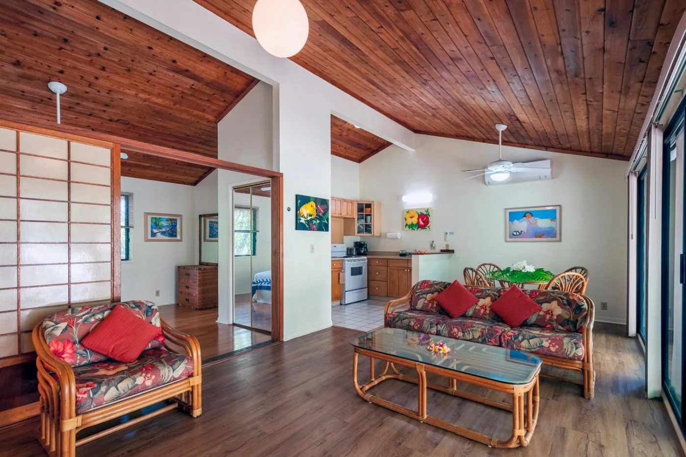 TV and multimedia in Poipu Plantation Vacation Rentals