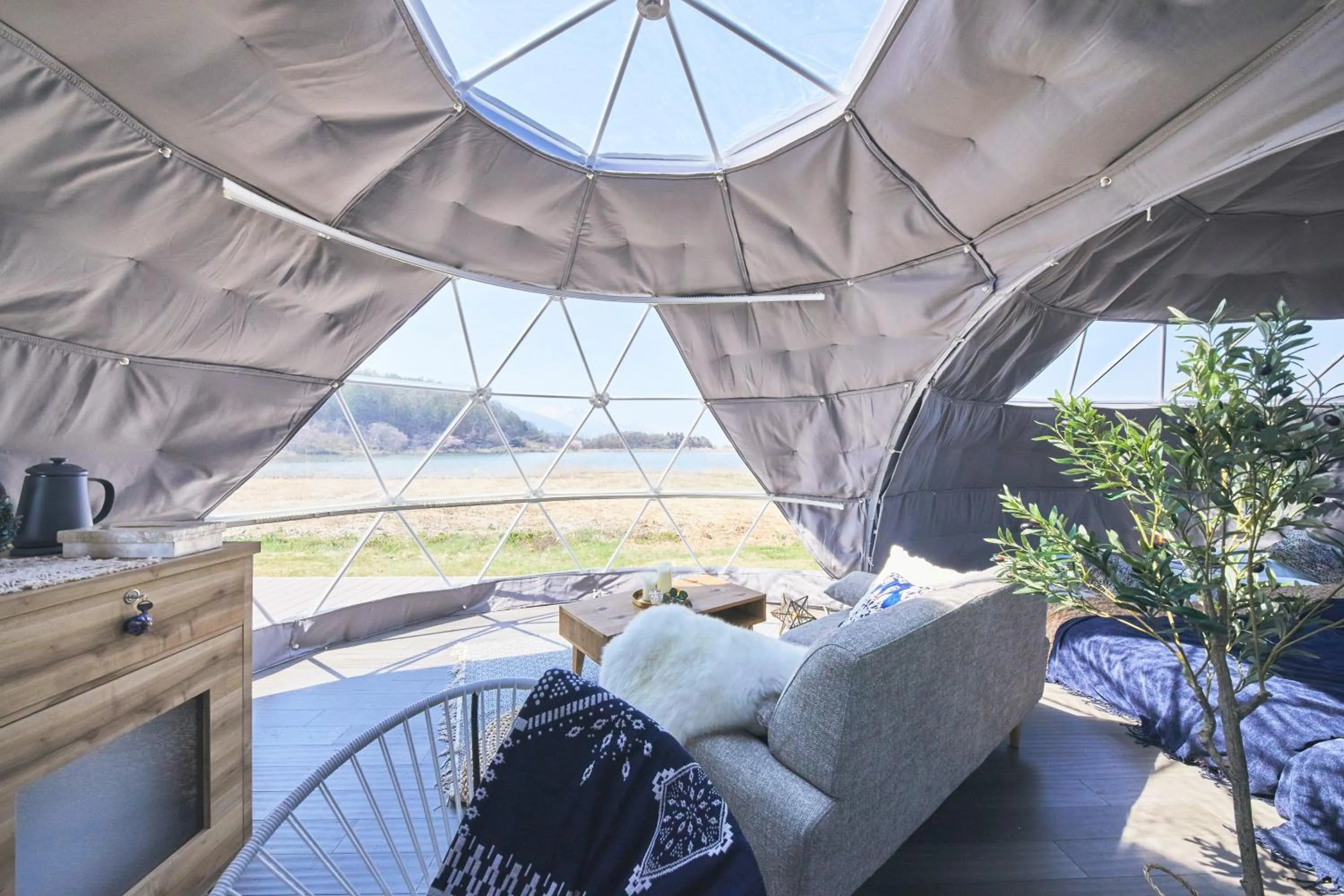 Day in Glamprook Iizuna