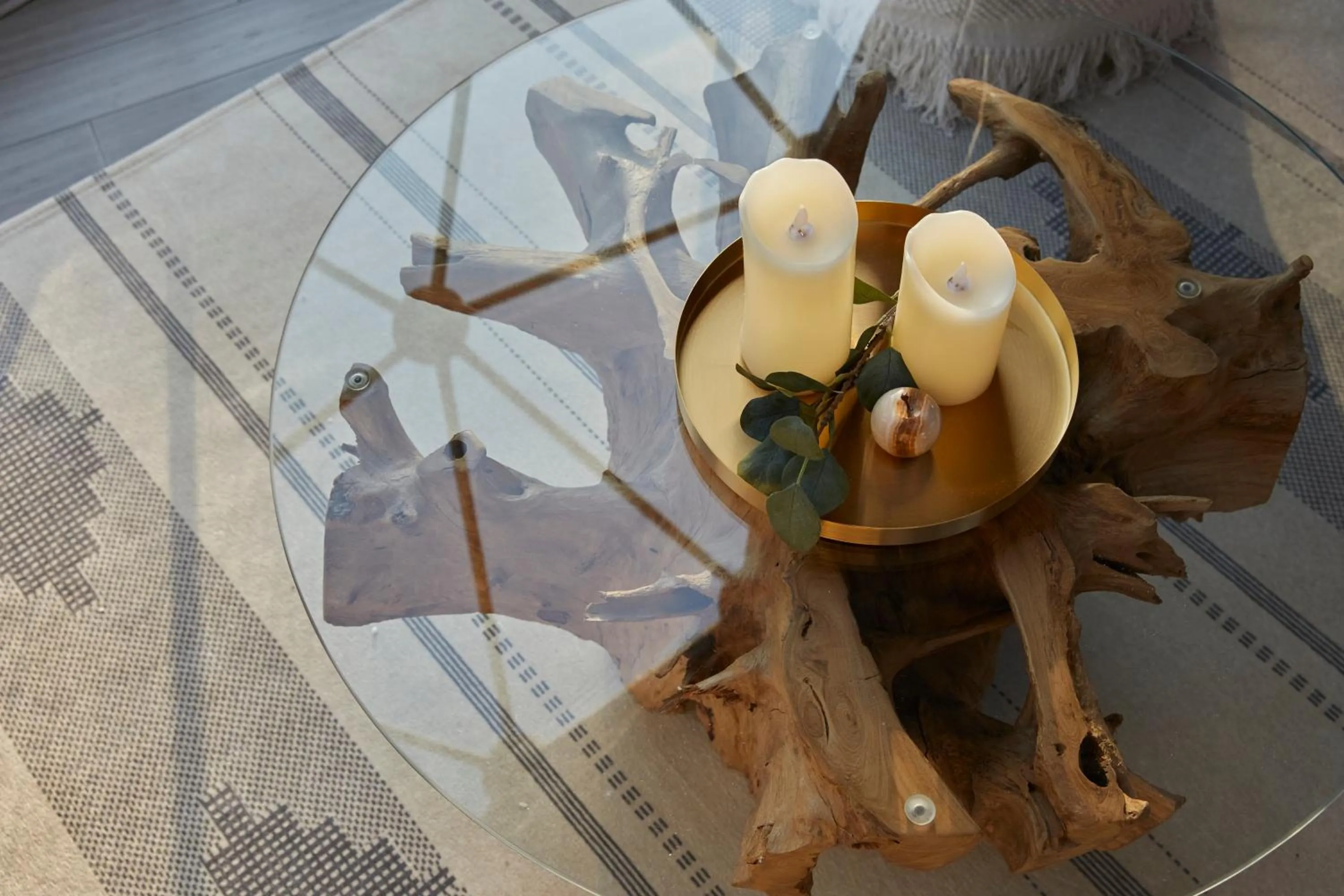 Decorative detail in Glamprook Iizuna