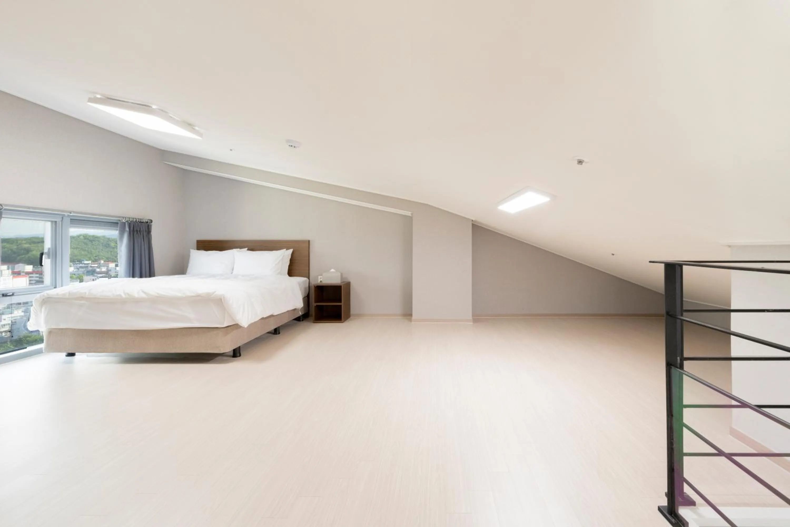 Bed in Donghae Oceancity Residence Hotel