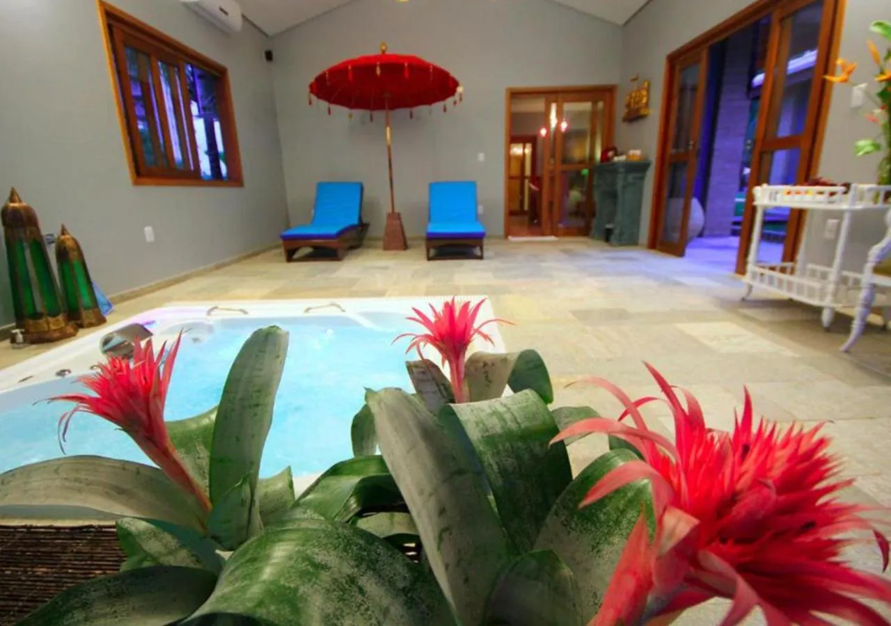 Spa and wellness centre/facilities in Hot Beach Raízes