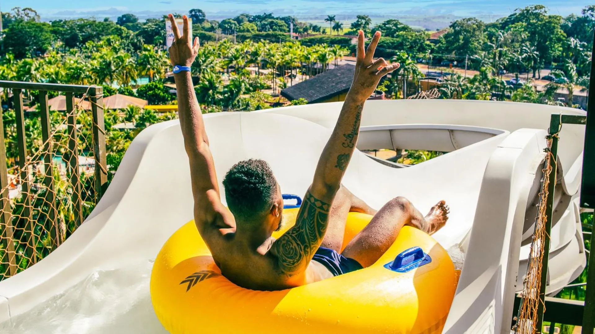 Aqua park in Hot Beach Raízes