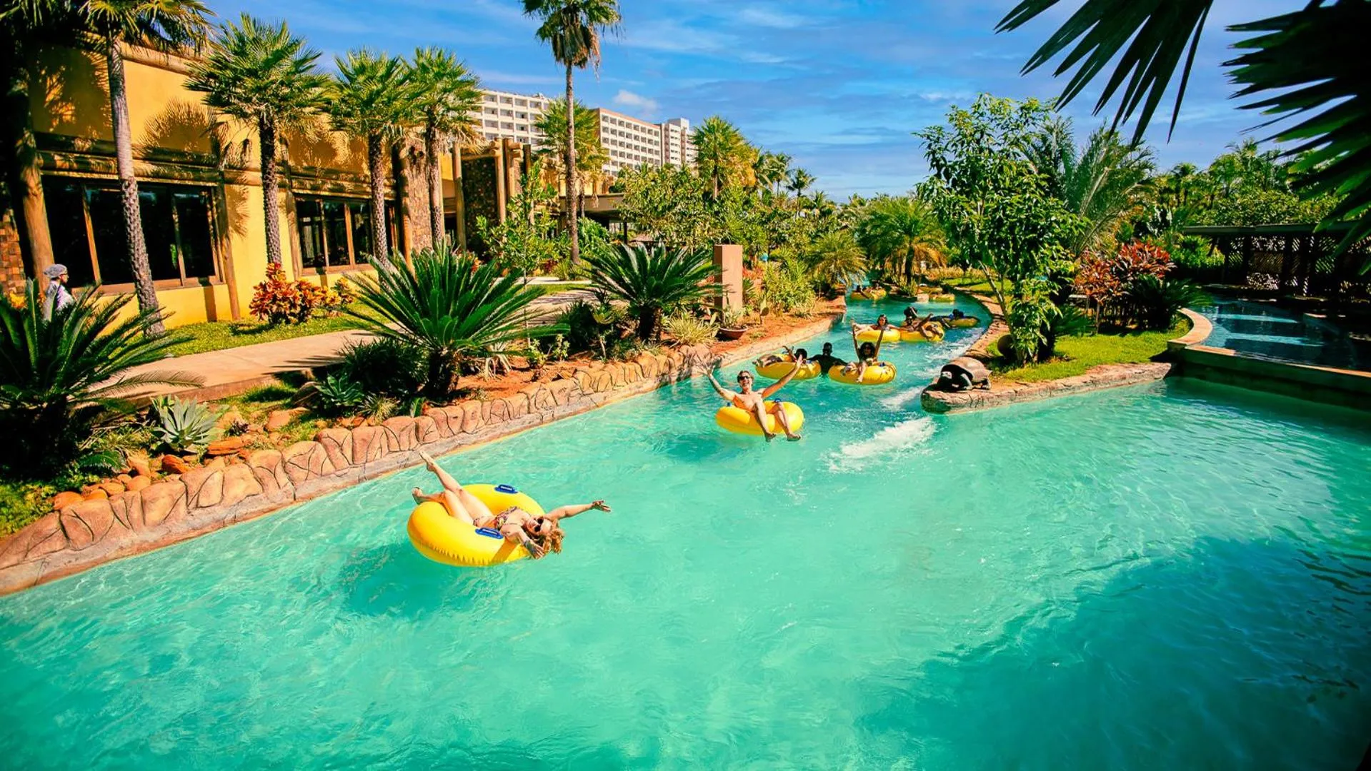 Aqua park in Hot Beach Raízes