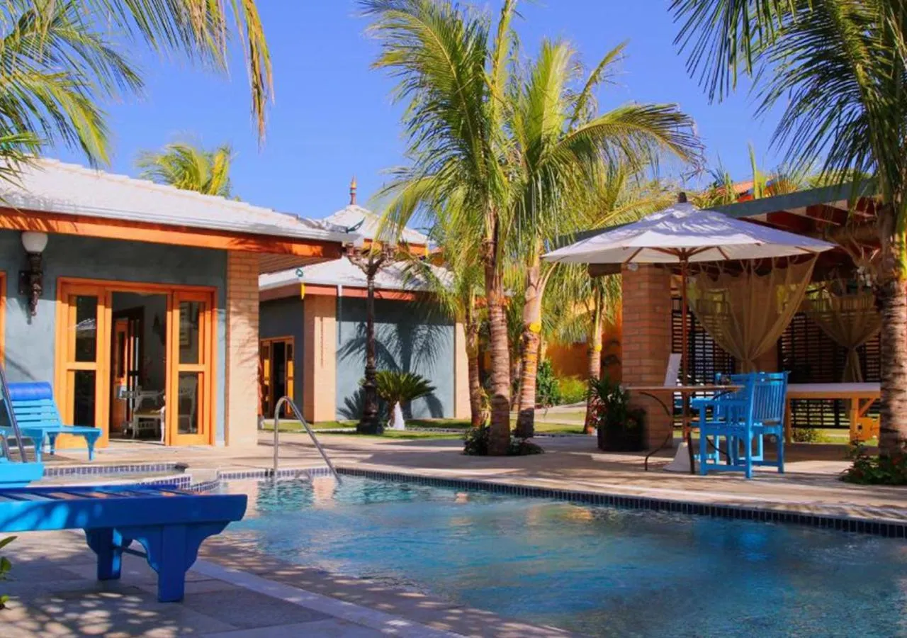 Property building in Hot Beach Raízes