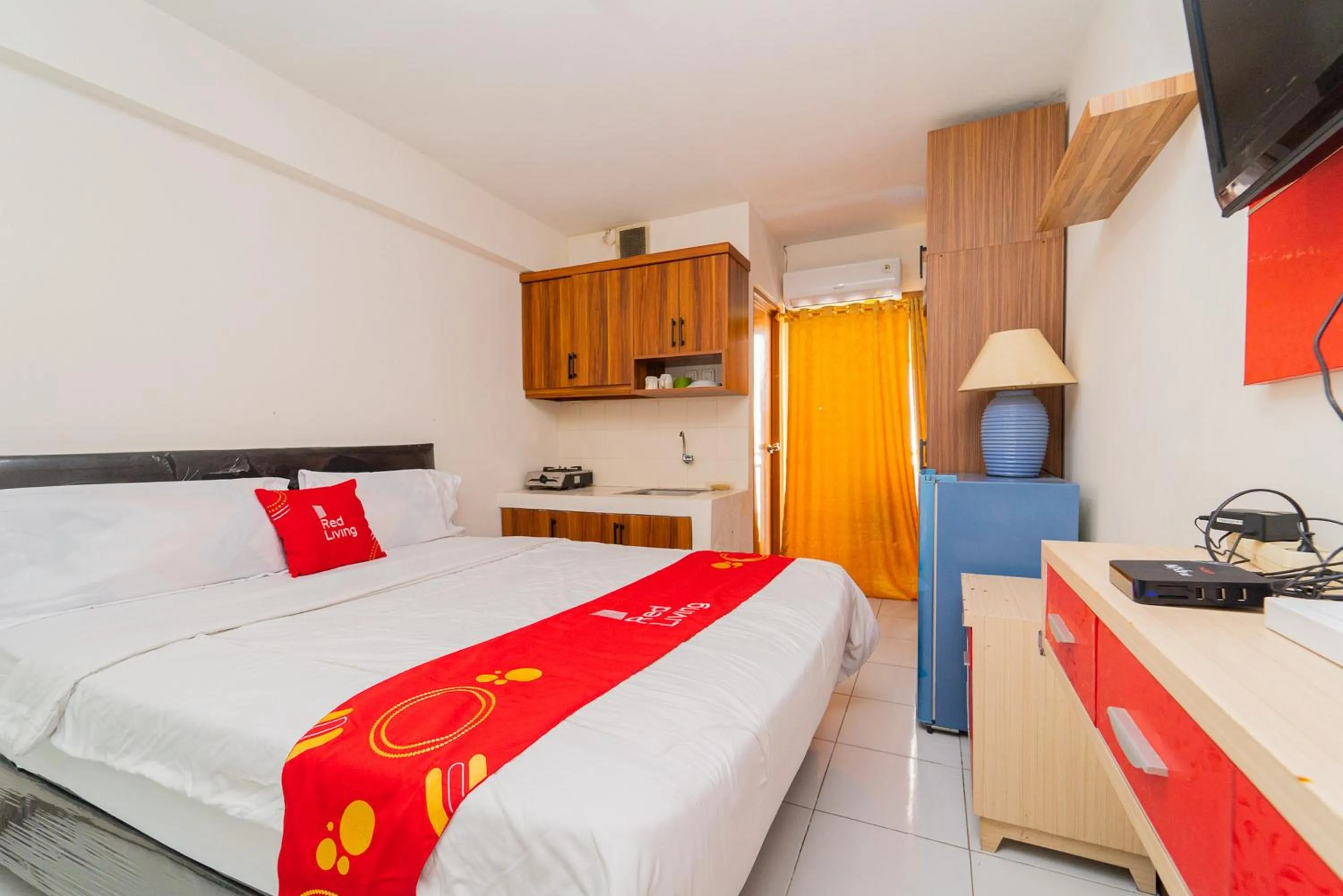 Bed in RedLiving Apartemen Cinere Resort - Gold Room