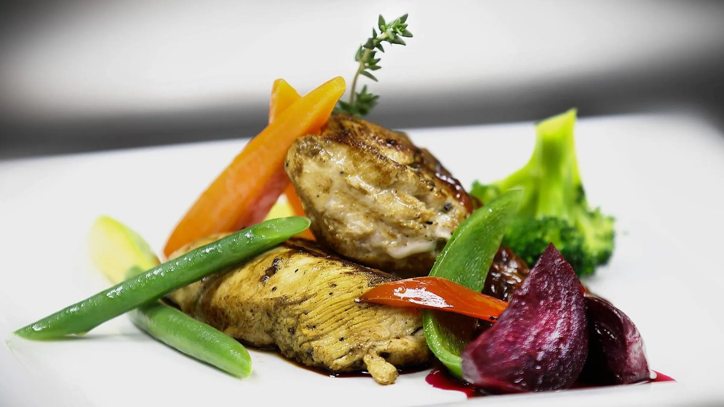 Food and drinks in Al Seef Hotel