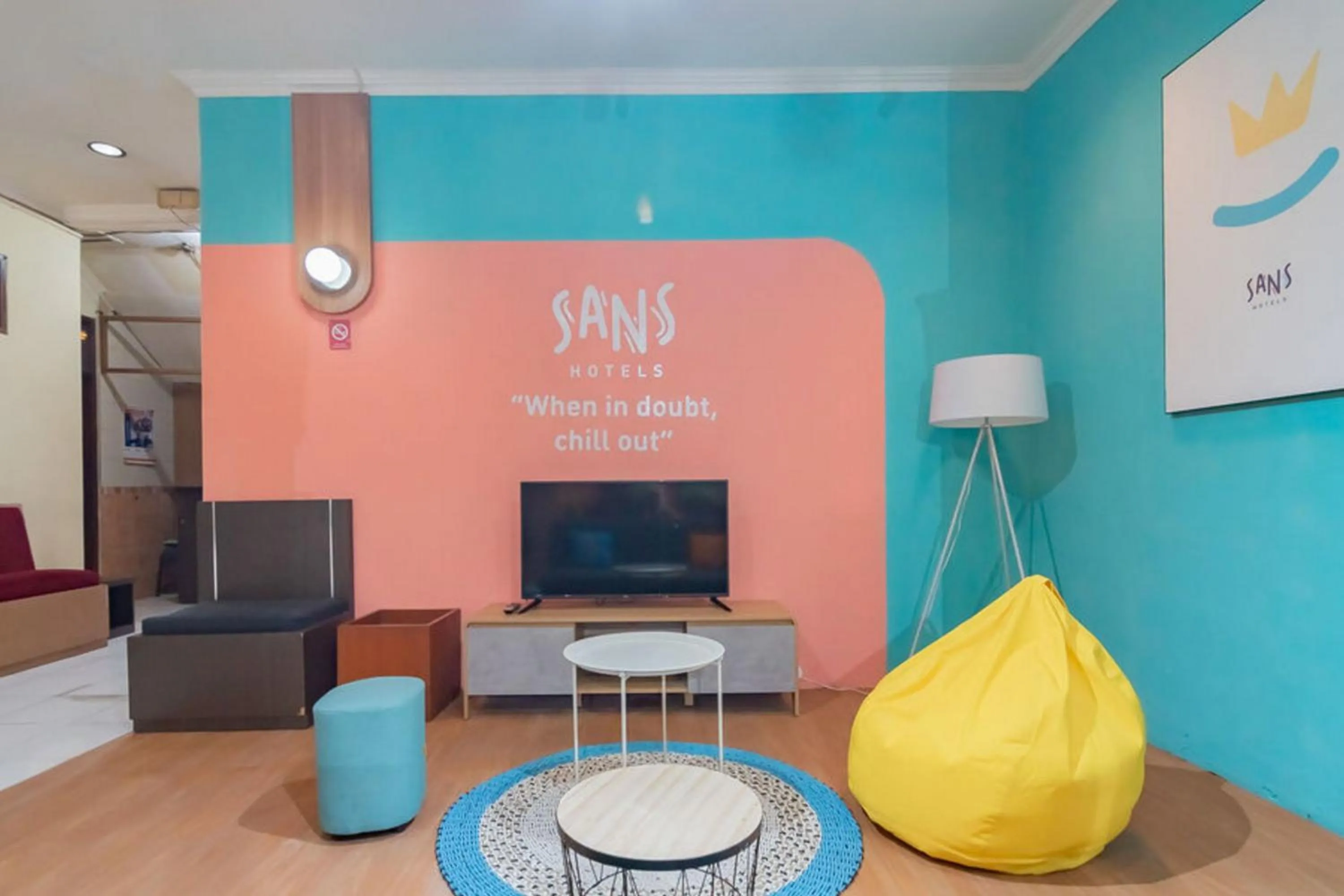 Bedroom in Sans Hotel Cihampelas Bandung