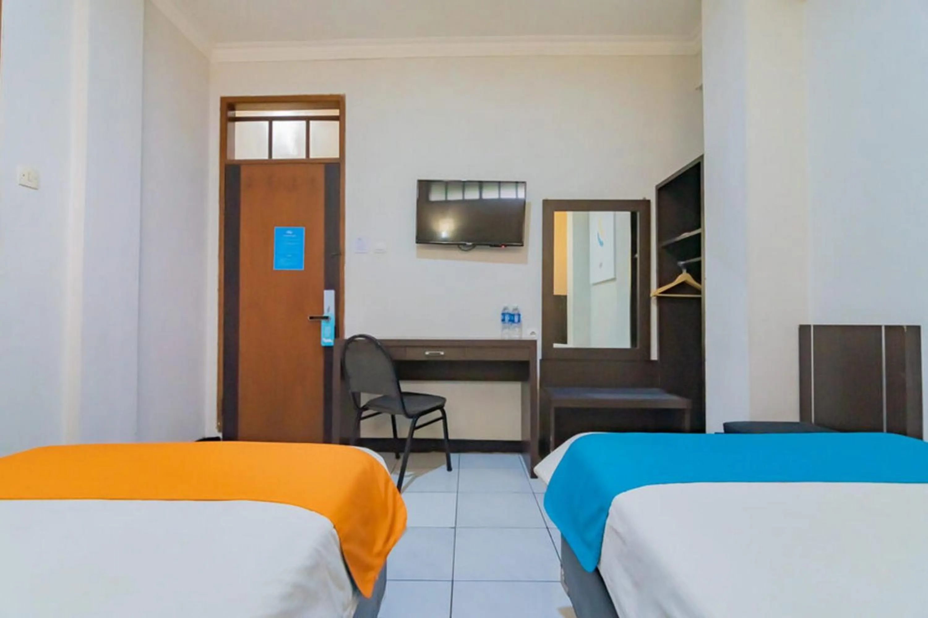 Property building in Sans Hotel Cihampelas Bandung