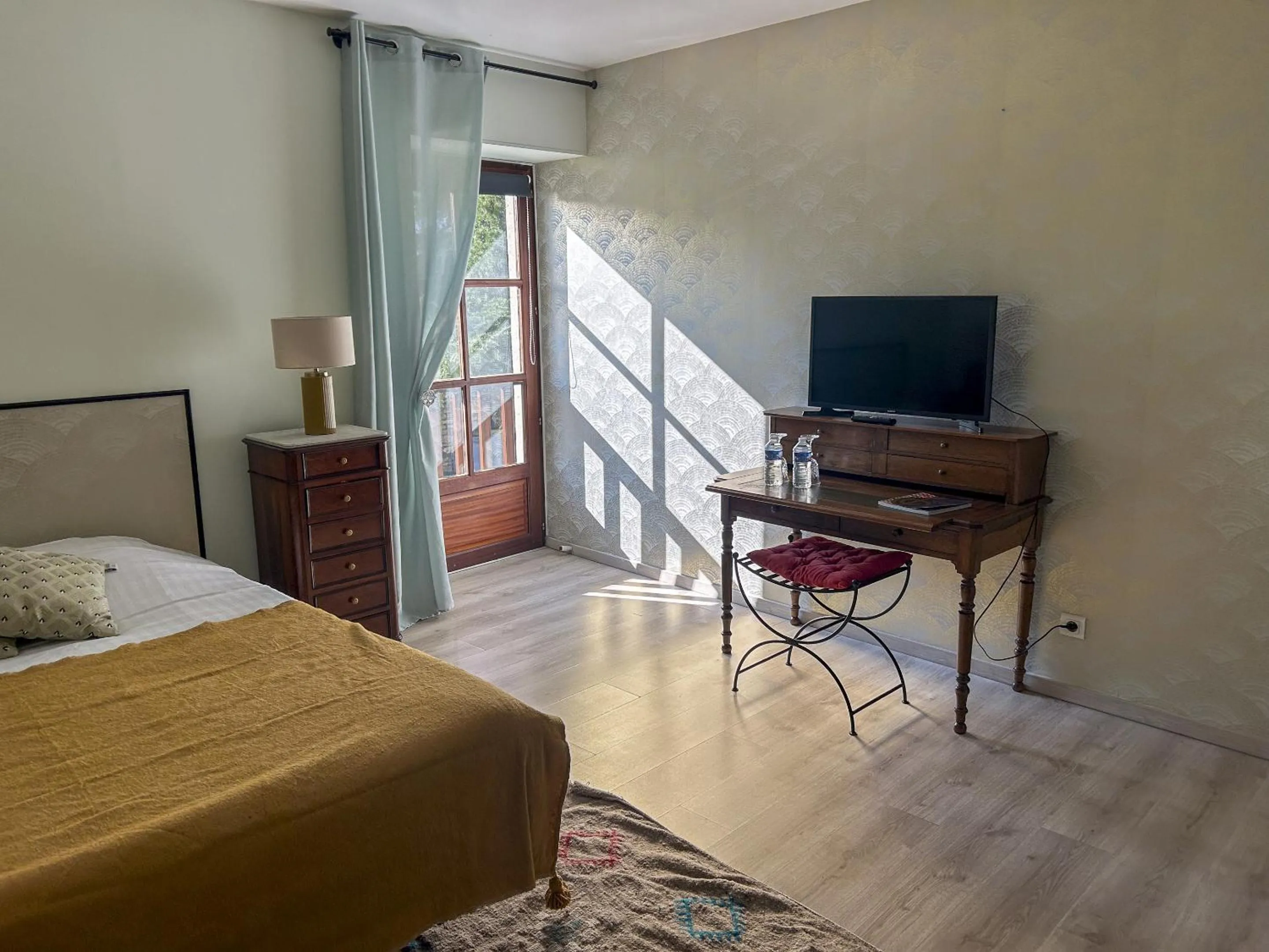 Bedroom in Maison Belles Pierres