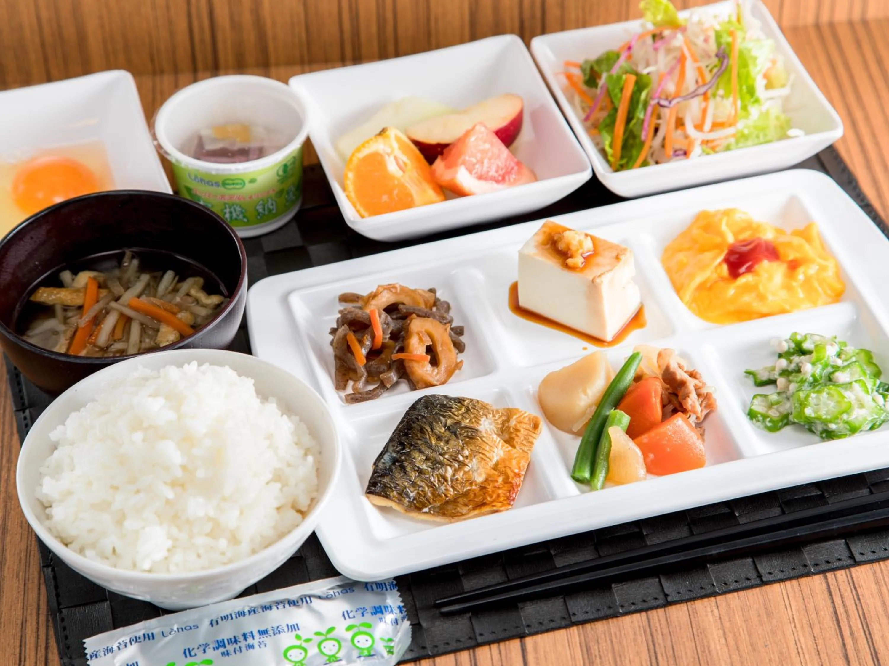 Buffet breakfast in Super Hotel Saitama Omiya West