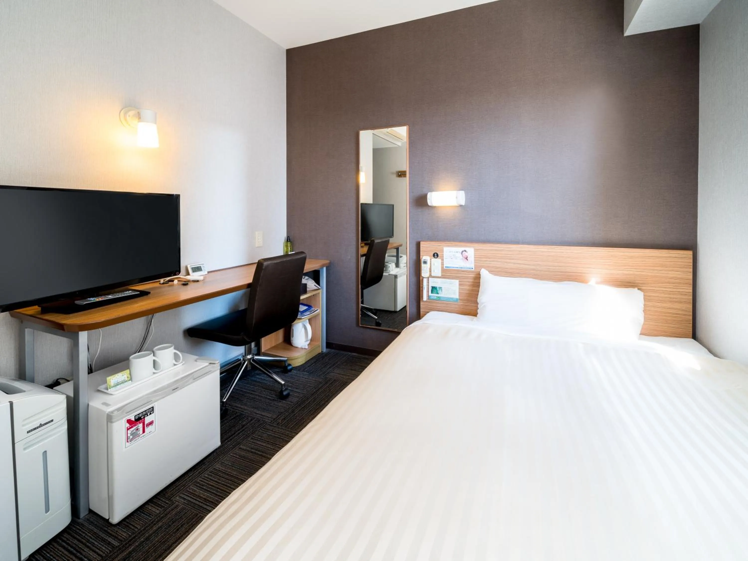 Photo of the whole room, Bed in Super Hotel Saitama Omiya West