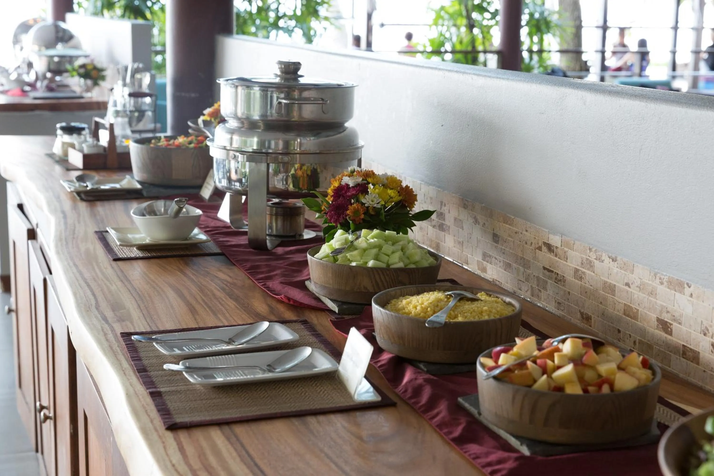 Restaurant/places to eat in Samahita Retreat