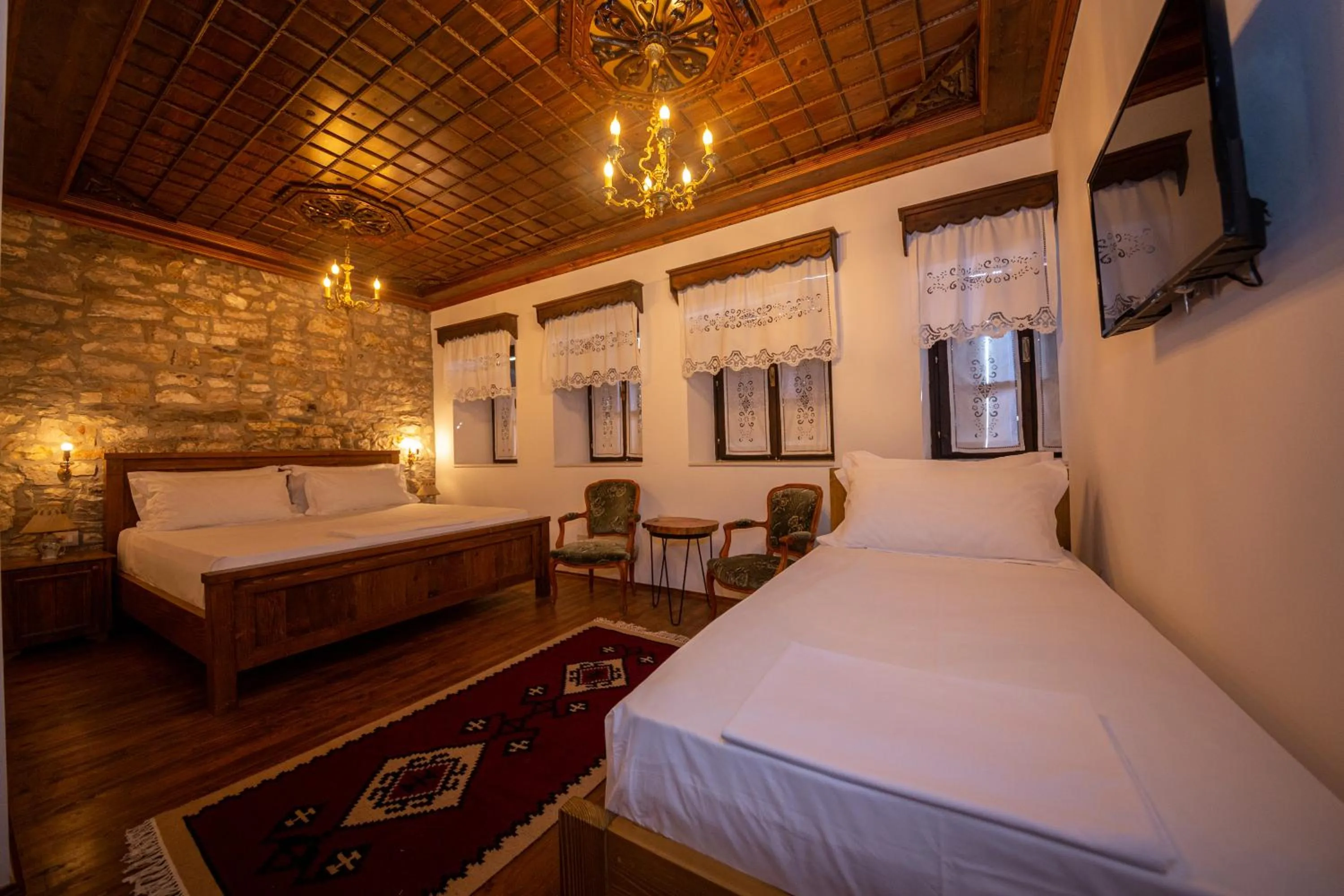 Photo of the whole room, Bed in Berati Castle Hotel