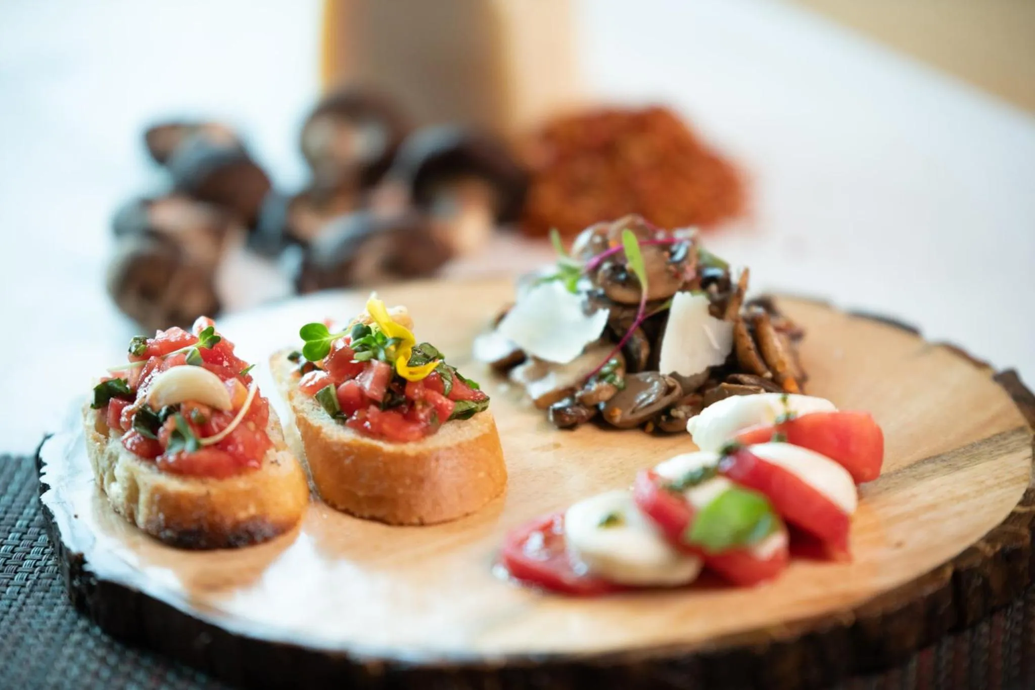 Restaurant/places to eat in Crowne Plaza Greater Noida by IHG