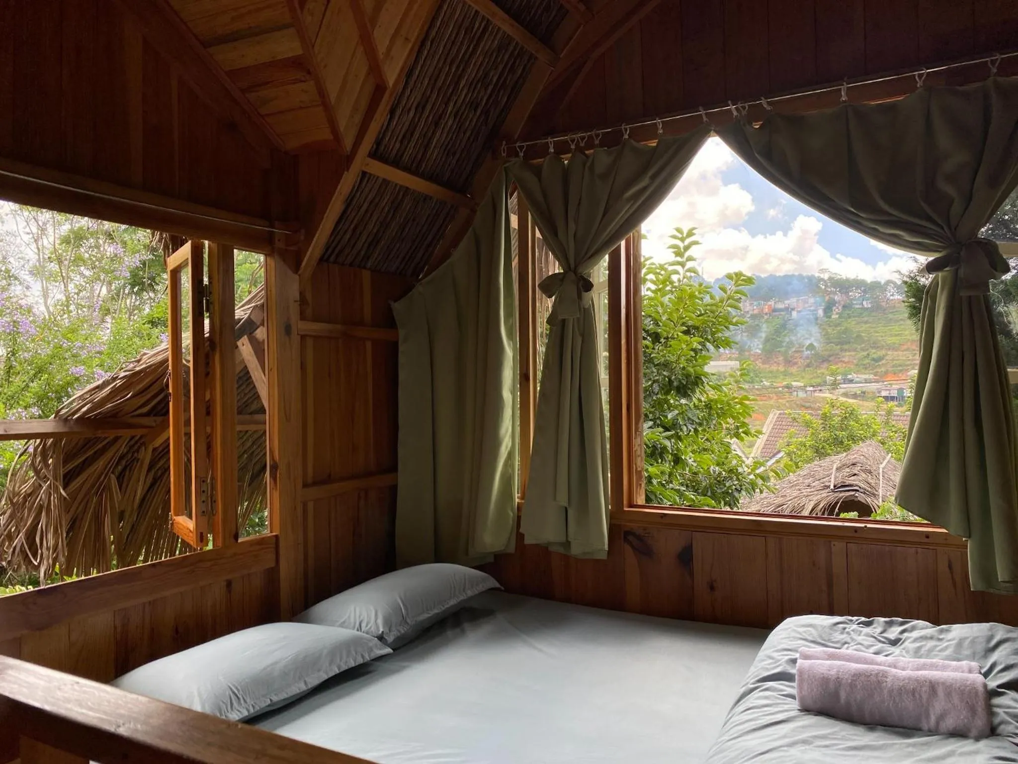 Spring, Bed in Đà Lạt Củi Homestay