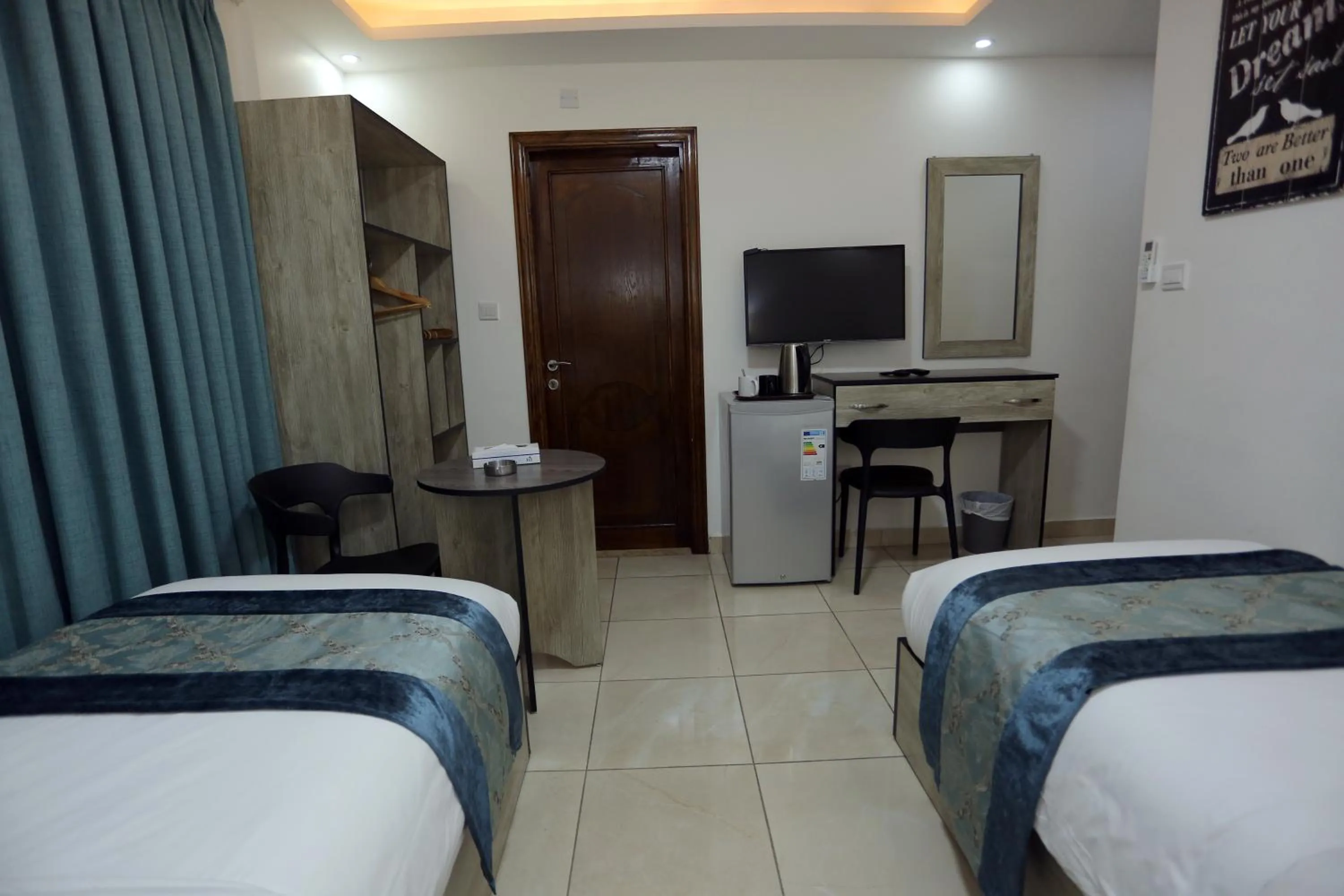 TV and multimedia in Down Town Hotel