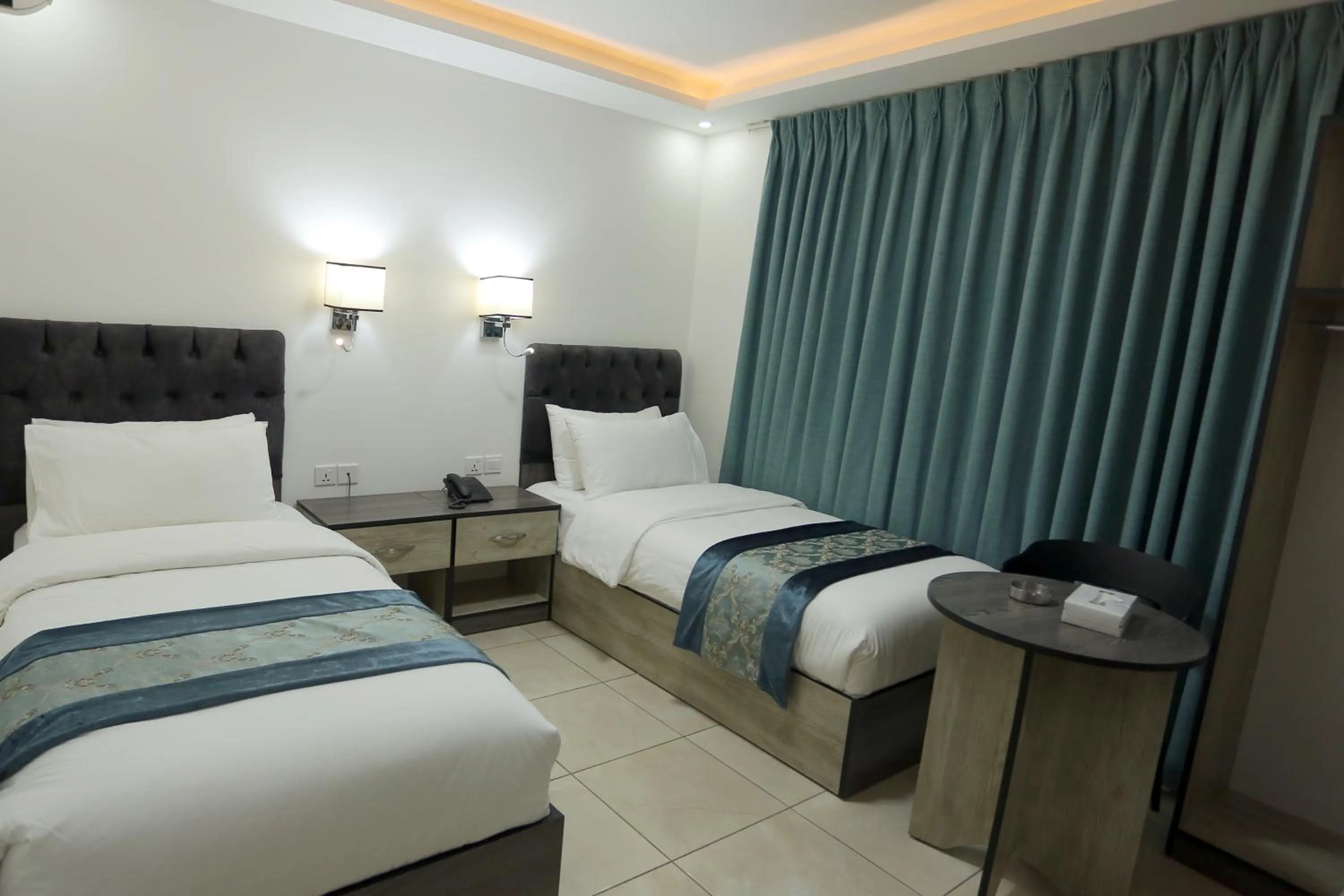 Photo of the whole room in Down Town Hotel