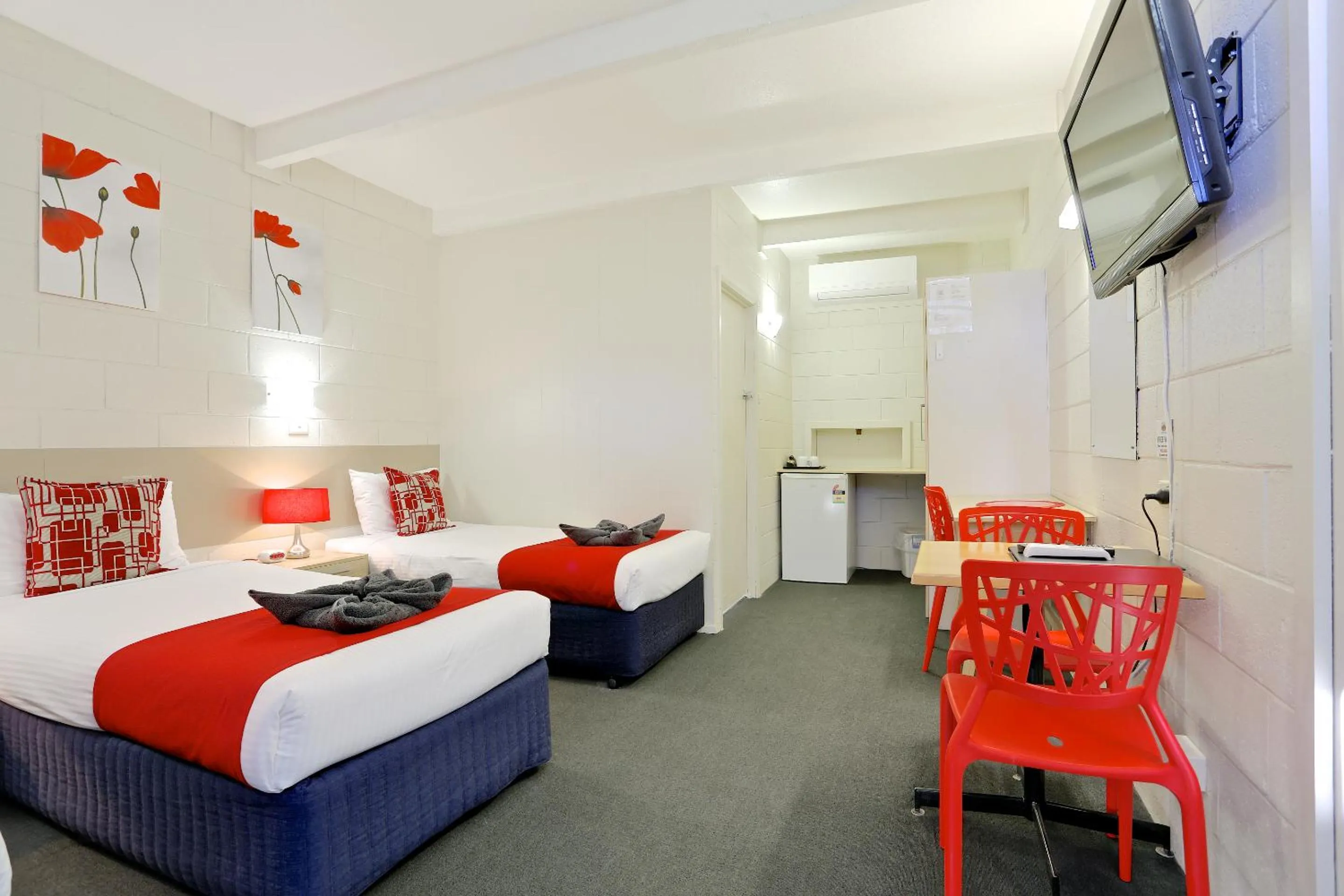 Bed in Castle Creek Motor Inn Euroa