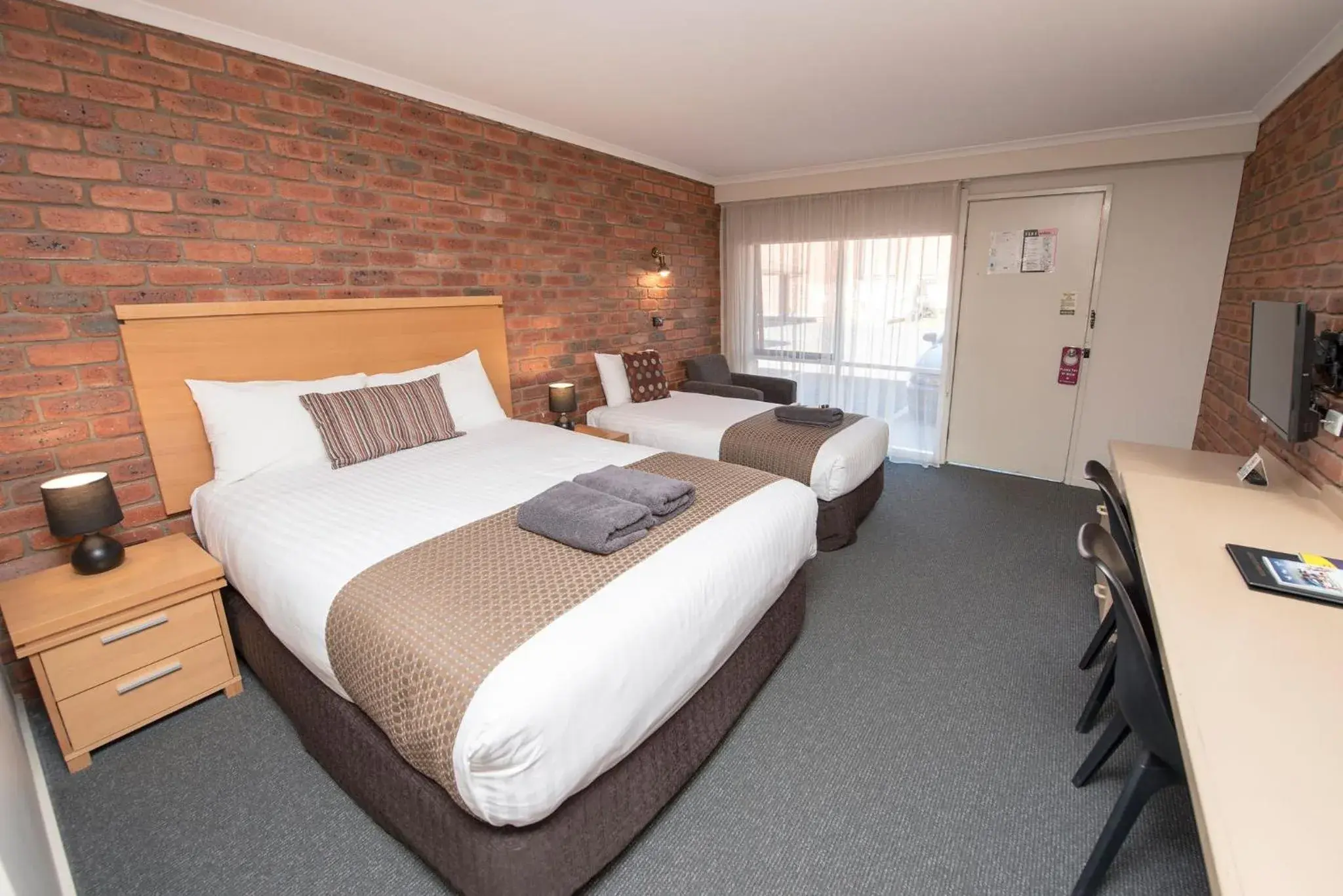 Standard Twin Room in Australian Settlers Motor Inn Standard Twin Room in Australian Settlers Motor Inn