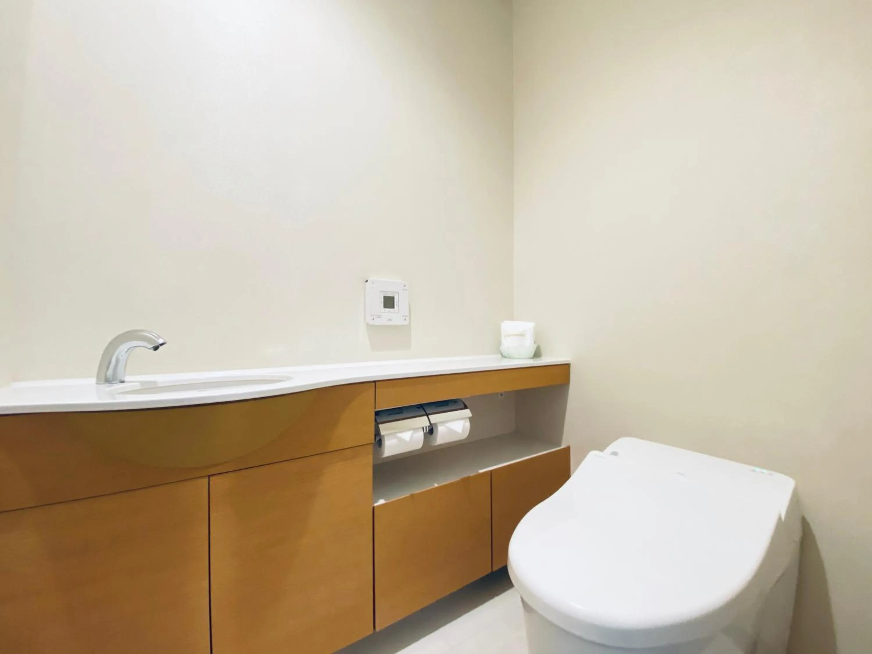 Toilet in Hiroshima Tokyu REI Hotel