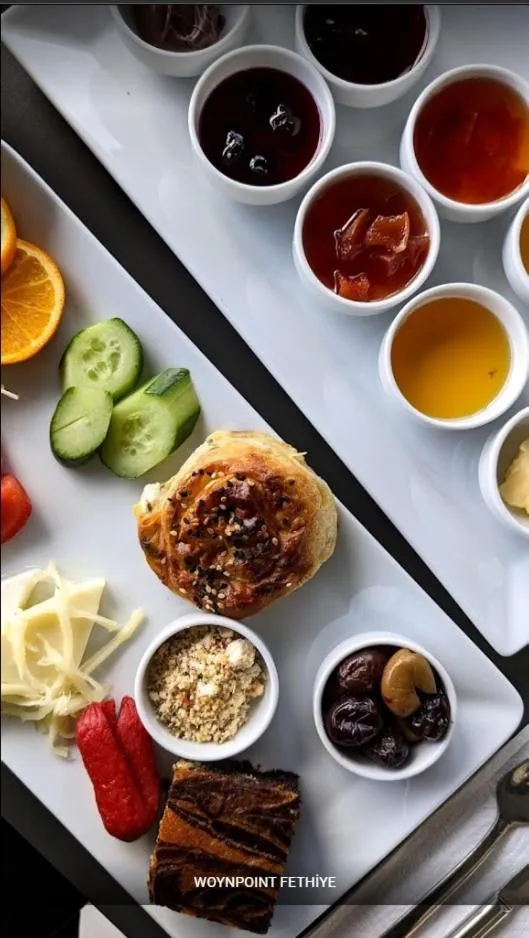 Food and drinks in Woynpoint Hotel&Cafe