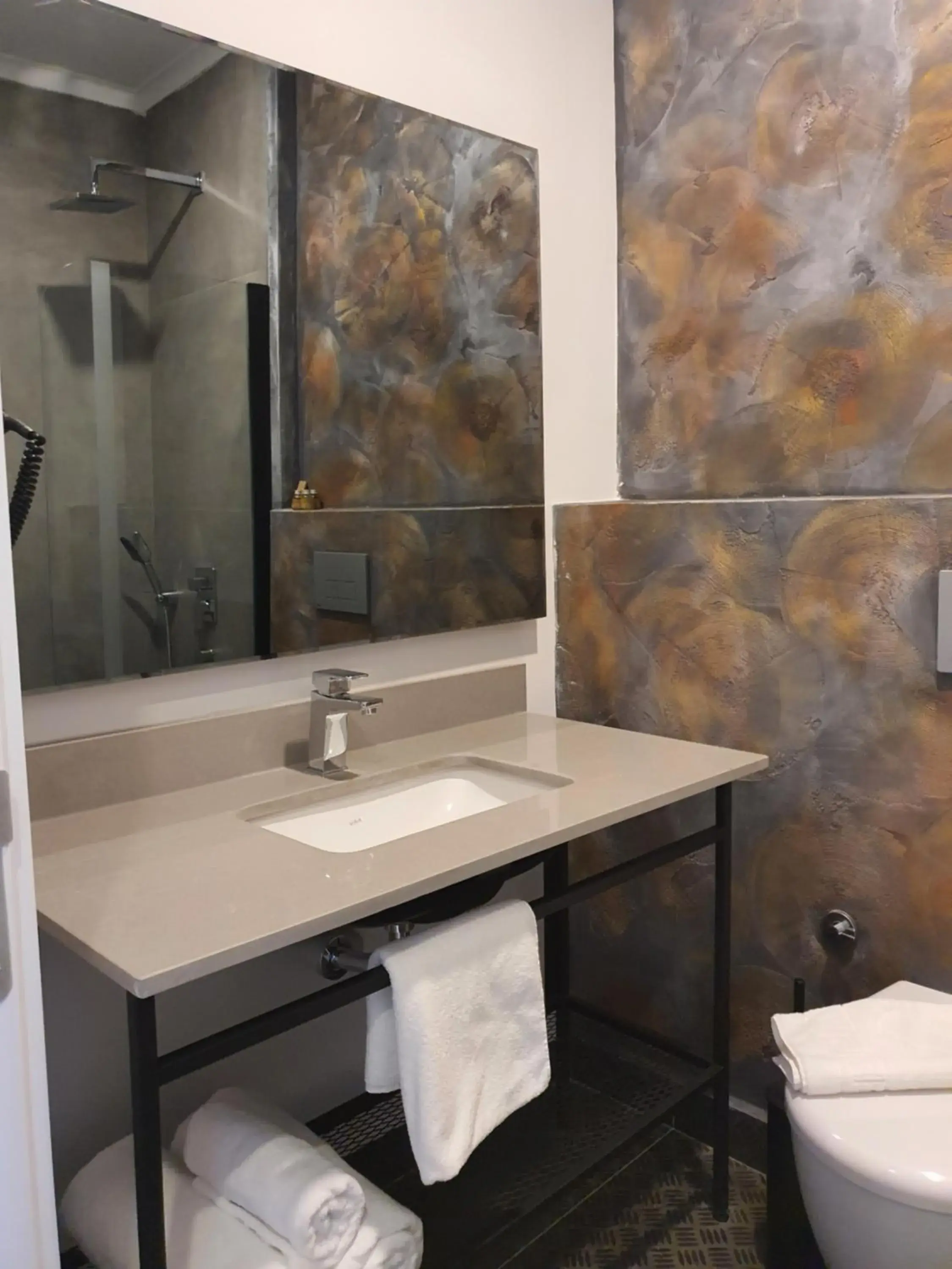 Standard Double Room in Woynpoint Hotel&Cafe Standard Double Room in Woynpoint Hotel&Cafe