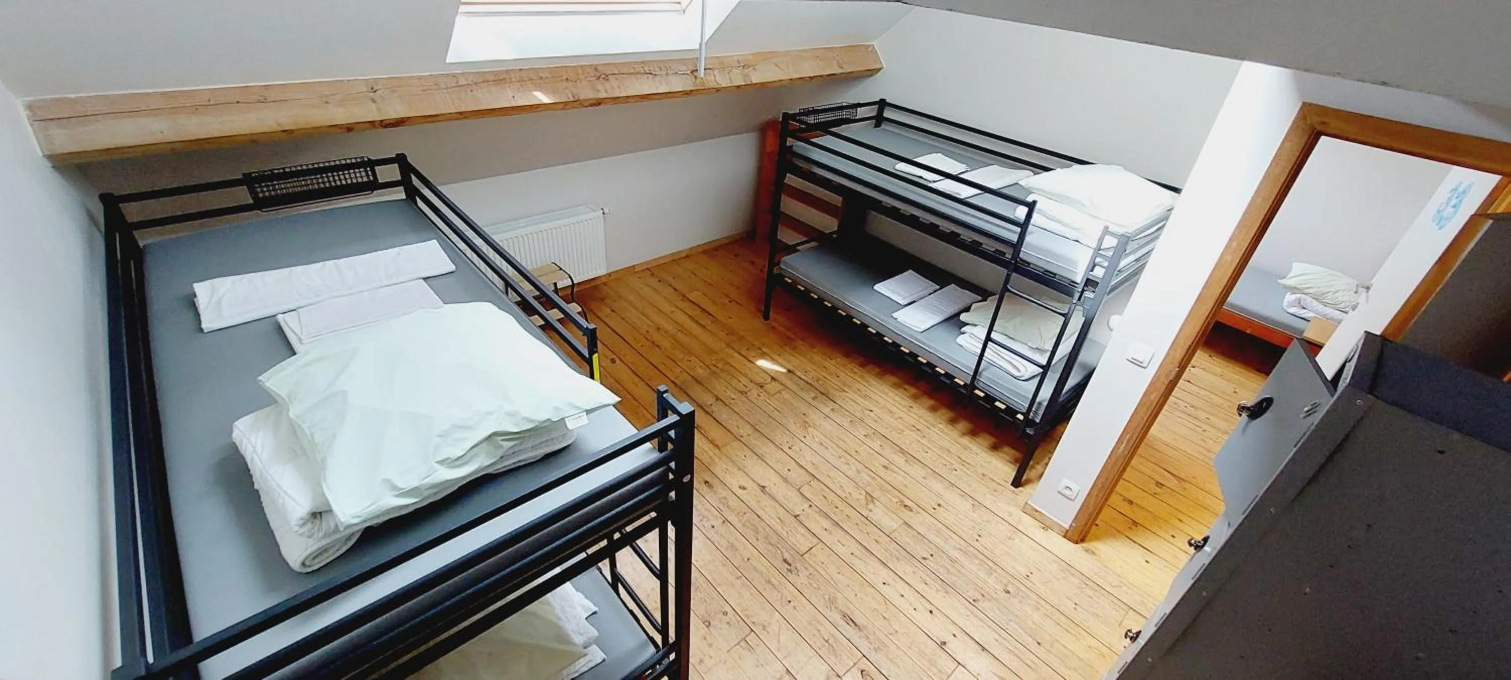 bunk bed, Bed in KaBa Hostel