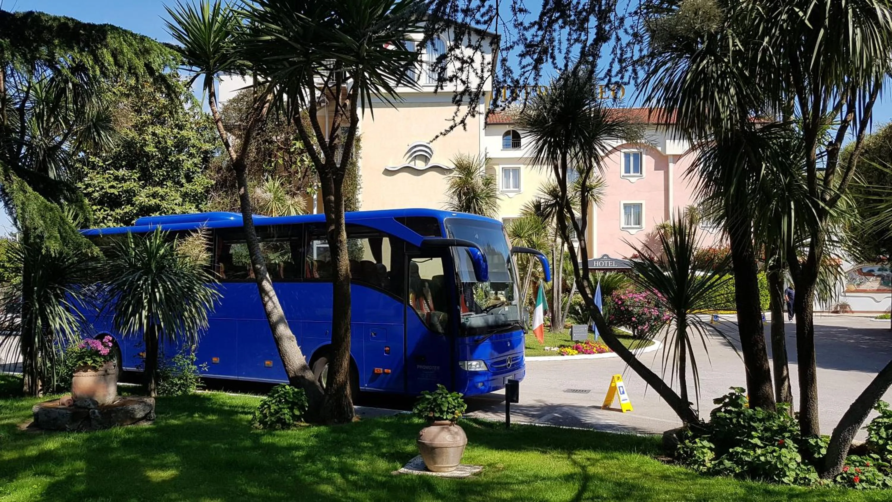 Facade/entrance in Hotel Mediterraneo