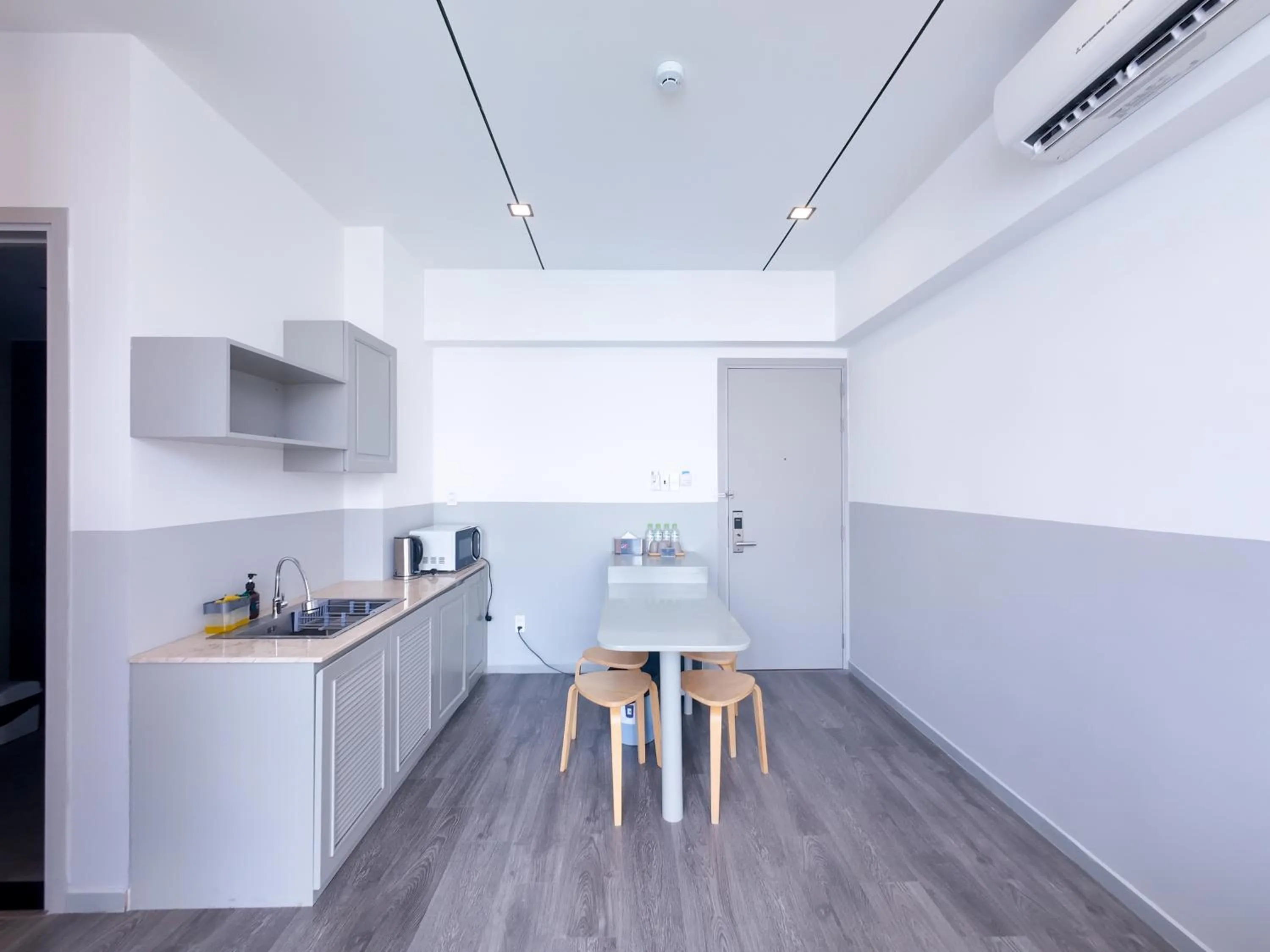 Kitchen or kitchenette in FIT Hotel Can Tho