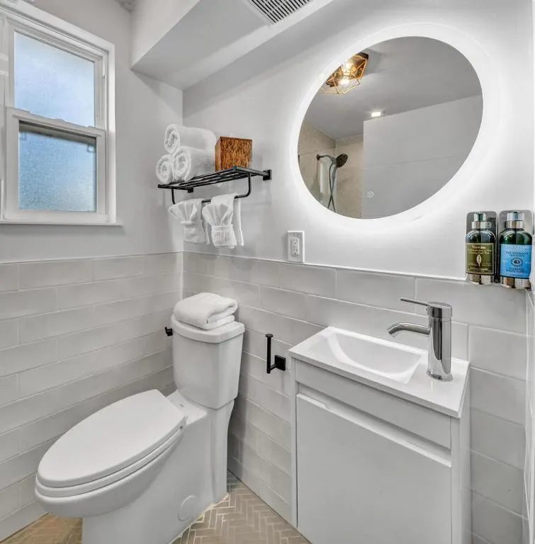 Bathroom in The Saint Hotel